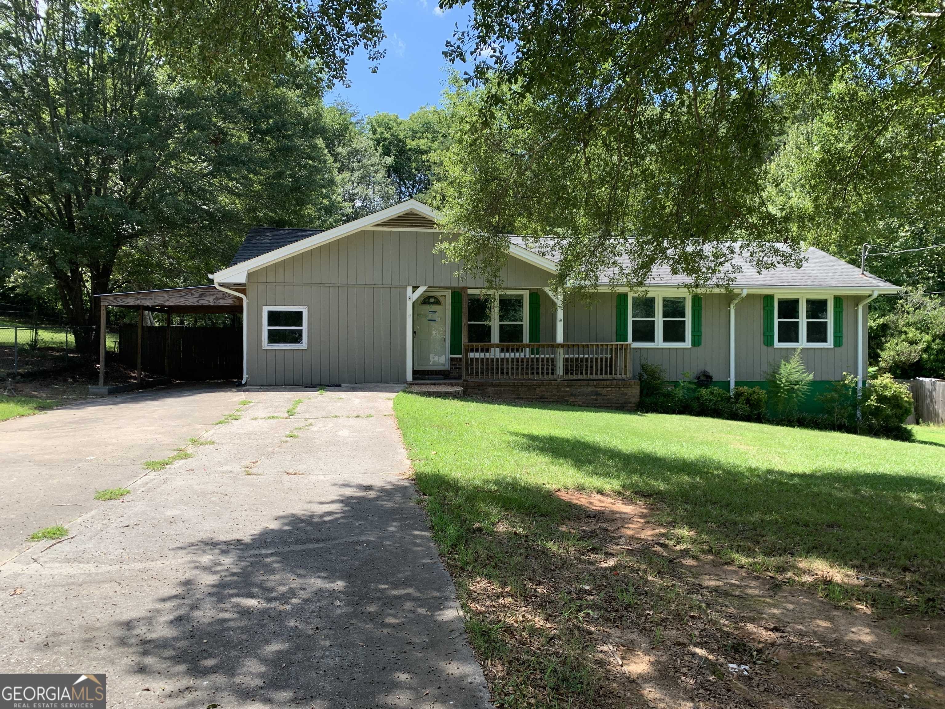 Toccoa, GA 30577,158 Oak Way DR