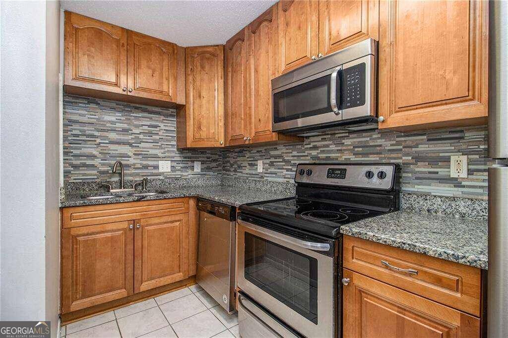 Tucker, GA 30084,3599 Woodbriar CIR #E