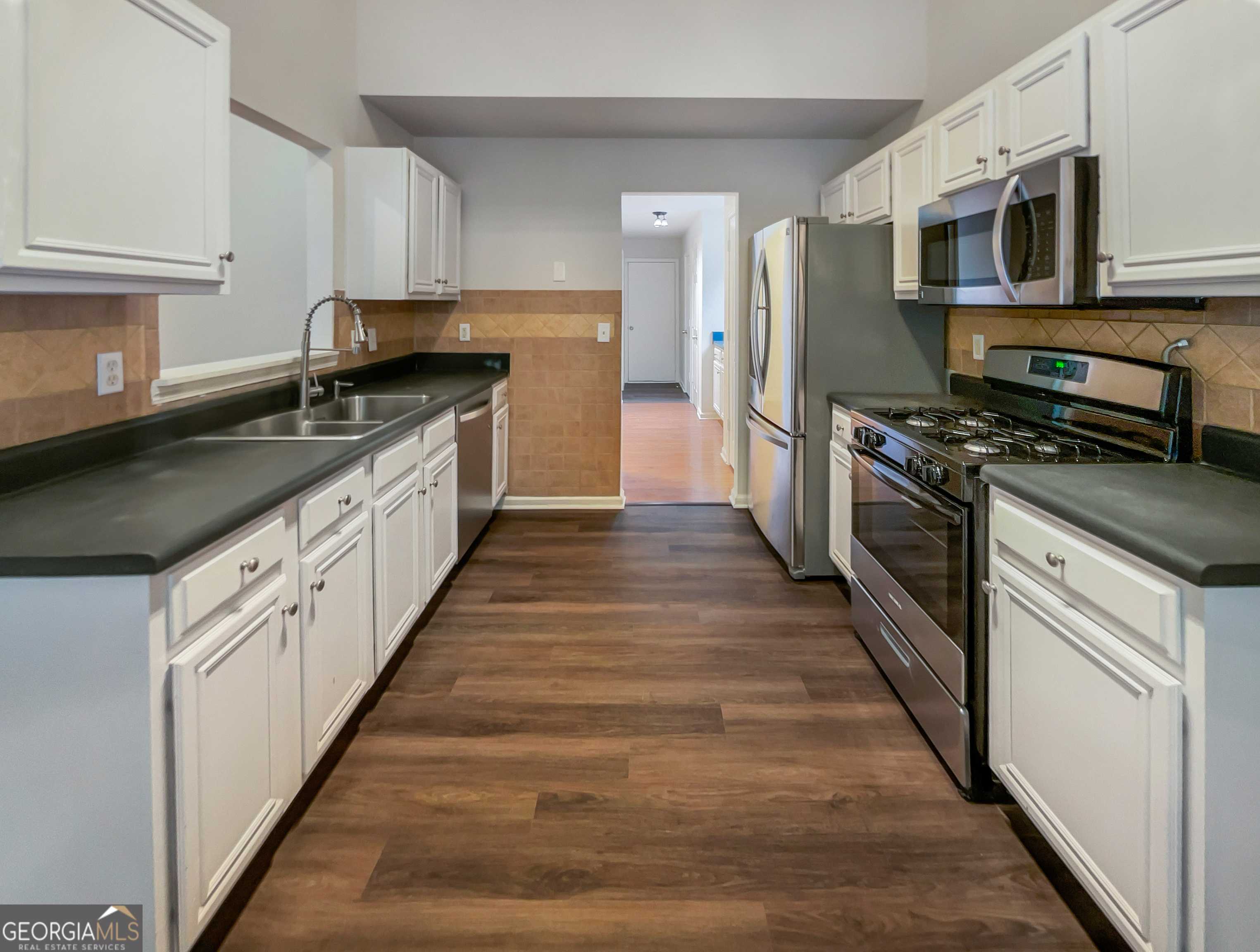 Atlanta, GA 30331,6333 Selborn DR SW