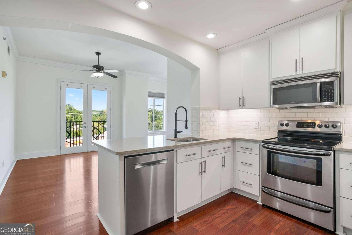 Atlanta, GA 30309,2277 Peachtree RD NE #510