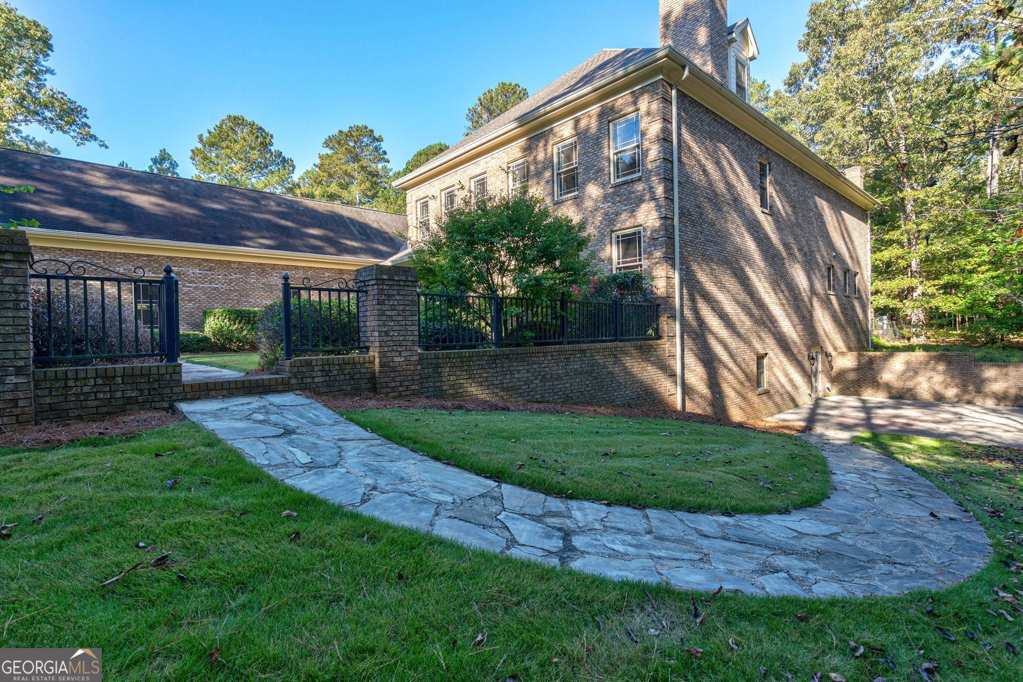 Monroe, GA 30655,1204 Red Oak DR