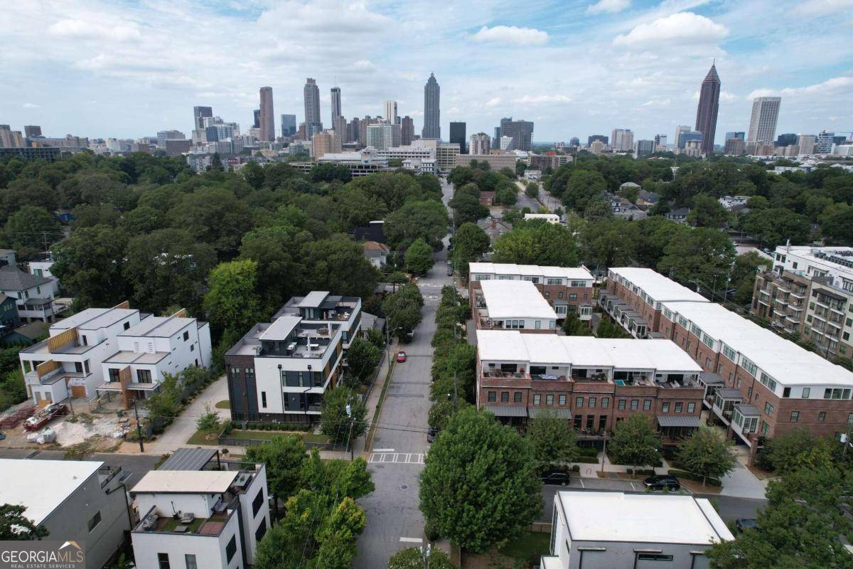Atlanta, GA 30312,647 East AVE NE #1A