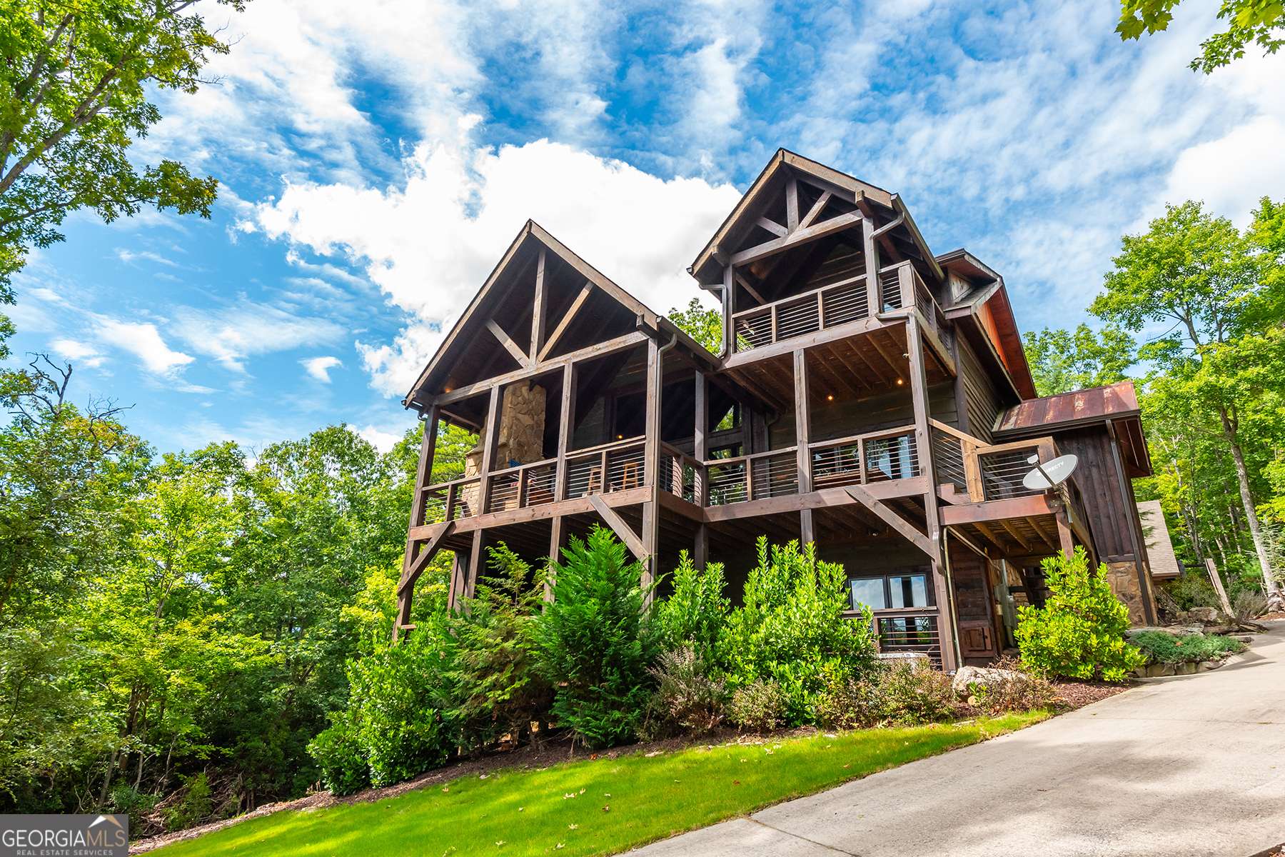 Morganton, GA 30560,301 High Country LN