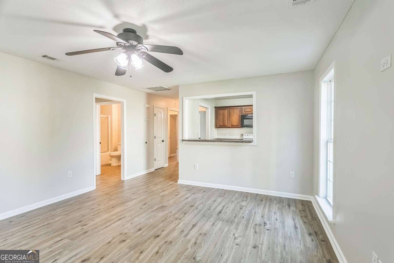 Valdosta, GA 31601,607 E Brookwood DR