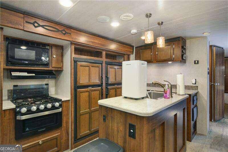 Ellijay, GA 30540,286 26th ST
