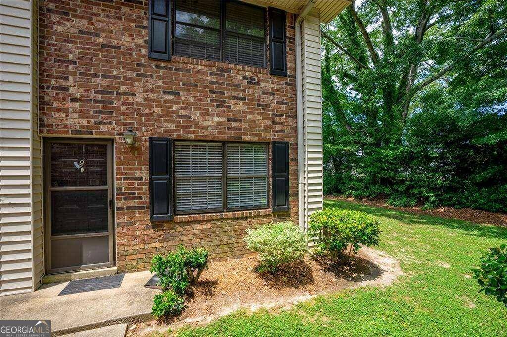 Gainesville, GA 30501,1235 Riverside DR #C8
