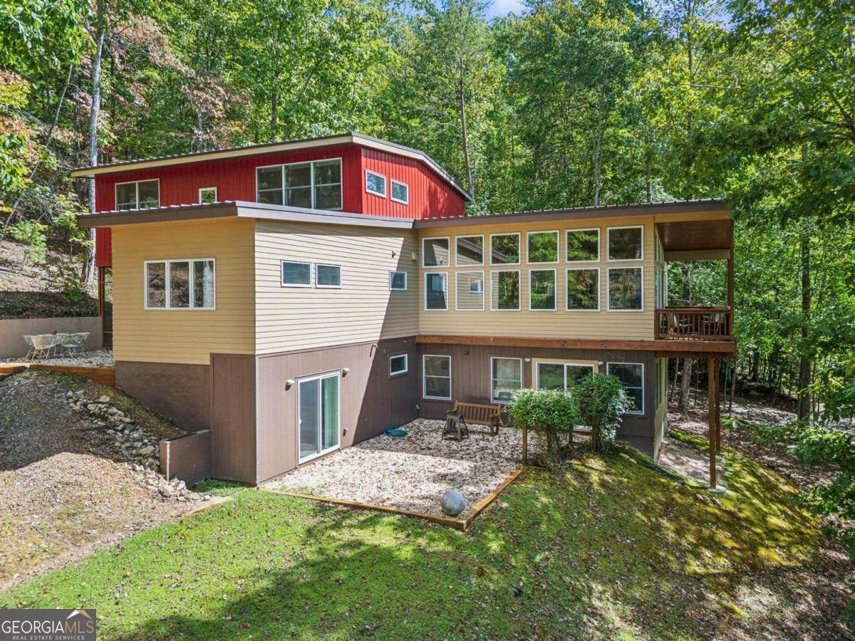 Ellijay, GA 30536,40 Pond