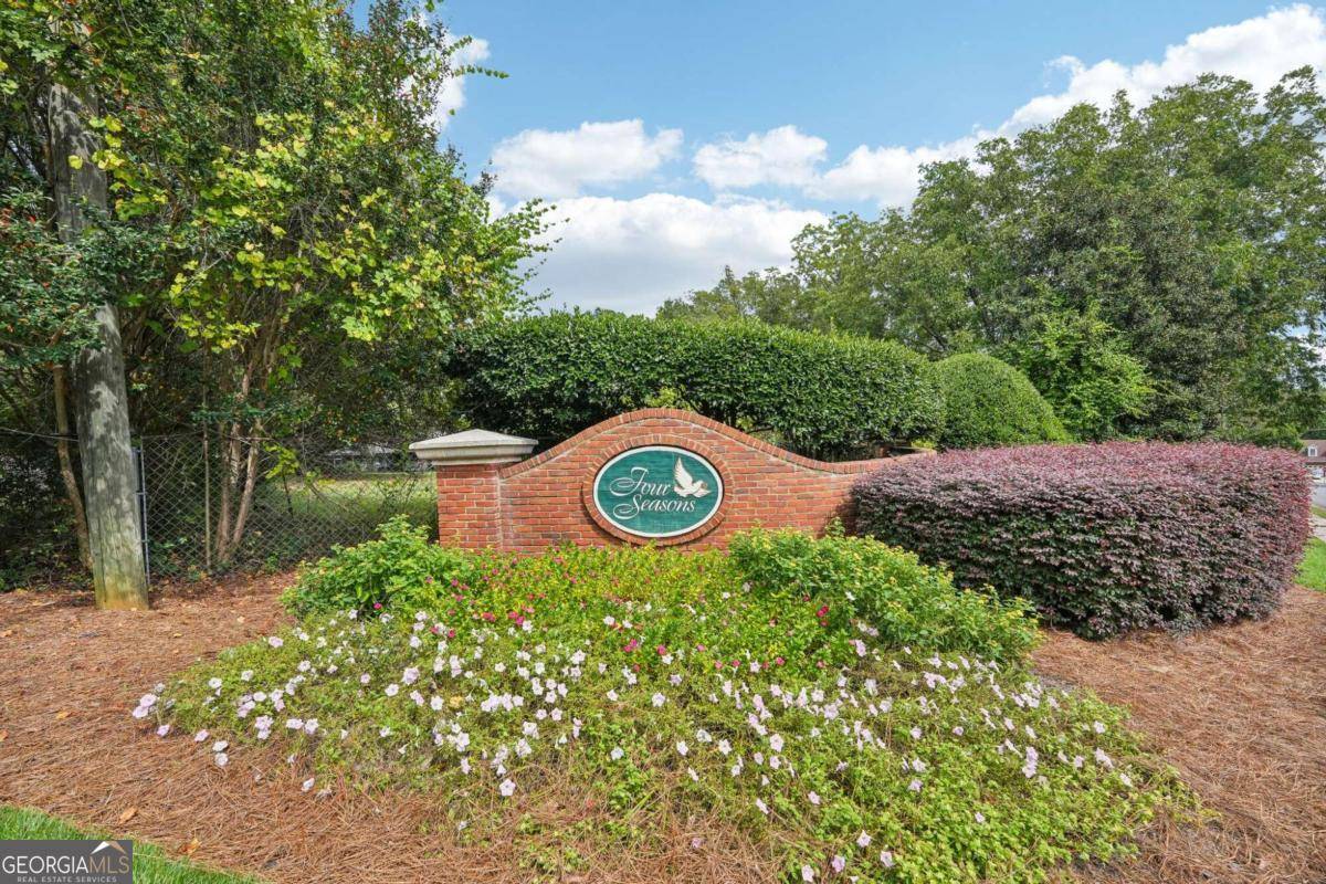 Marietta, GA 30064,1534 Fallen Leaf DR SW