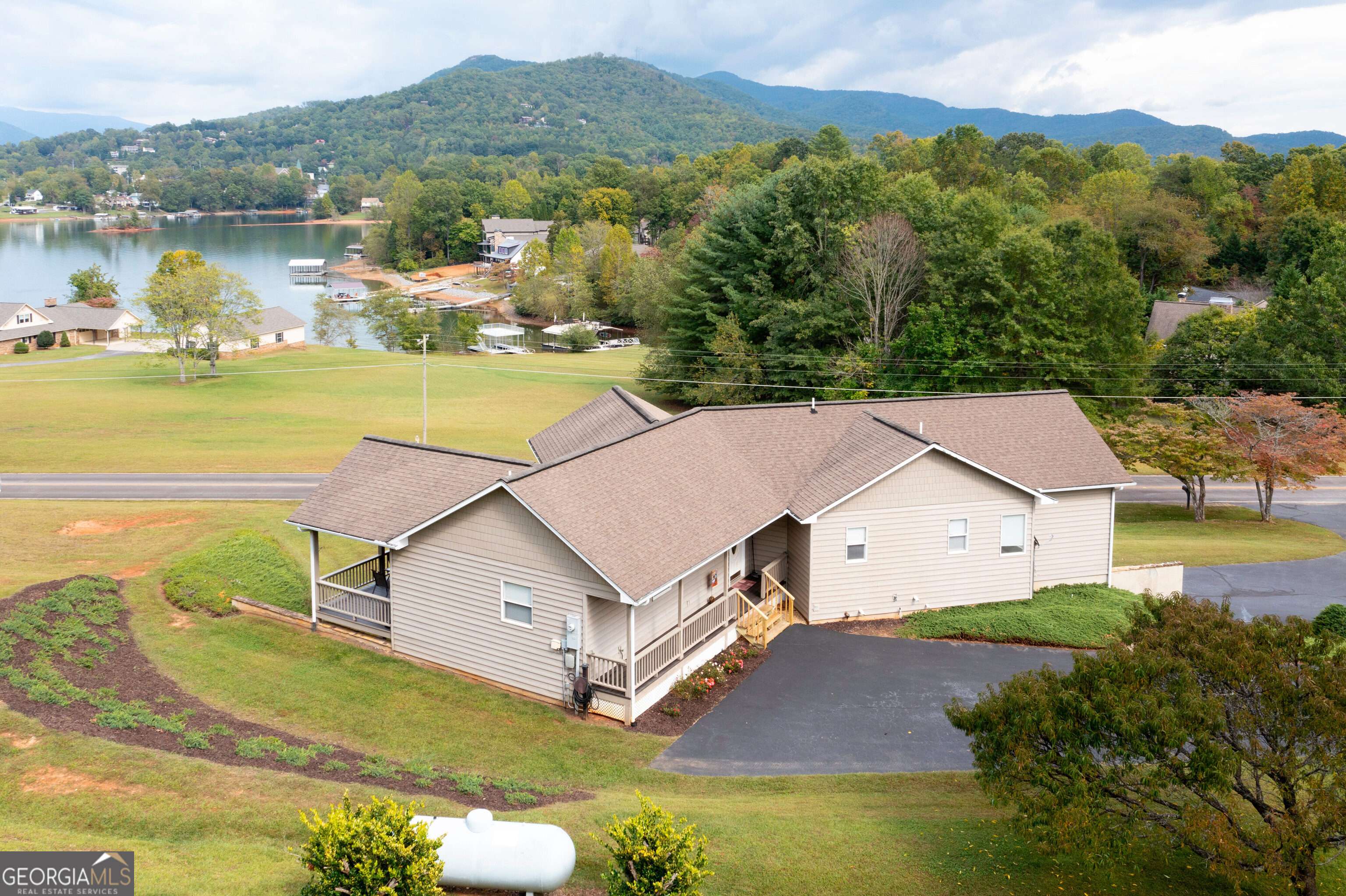 Hiawassee, GA 30546,771 Twin Mountain