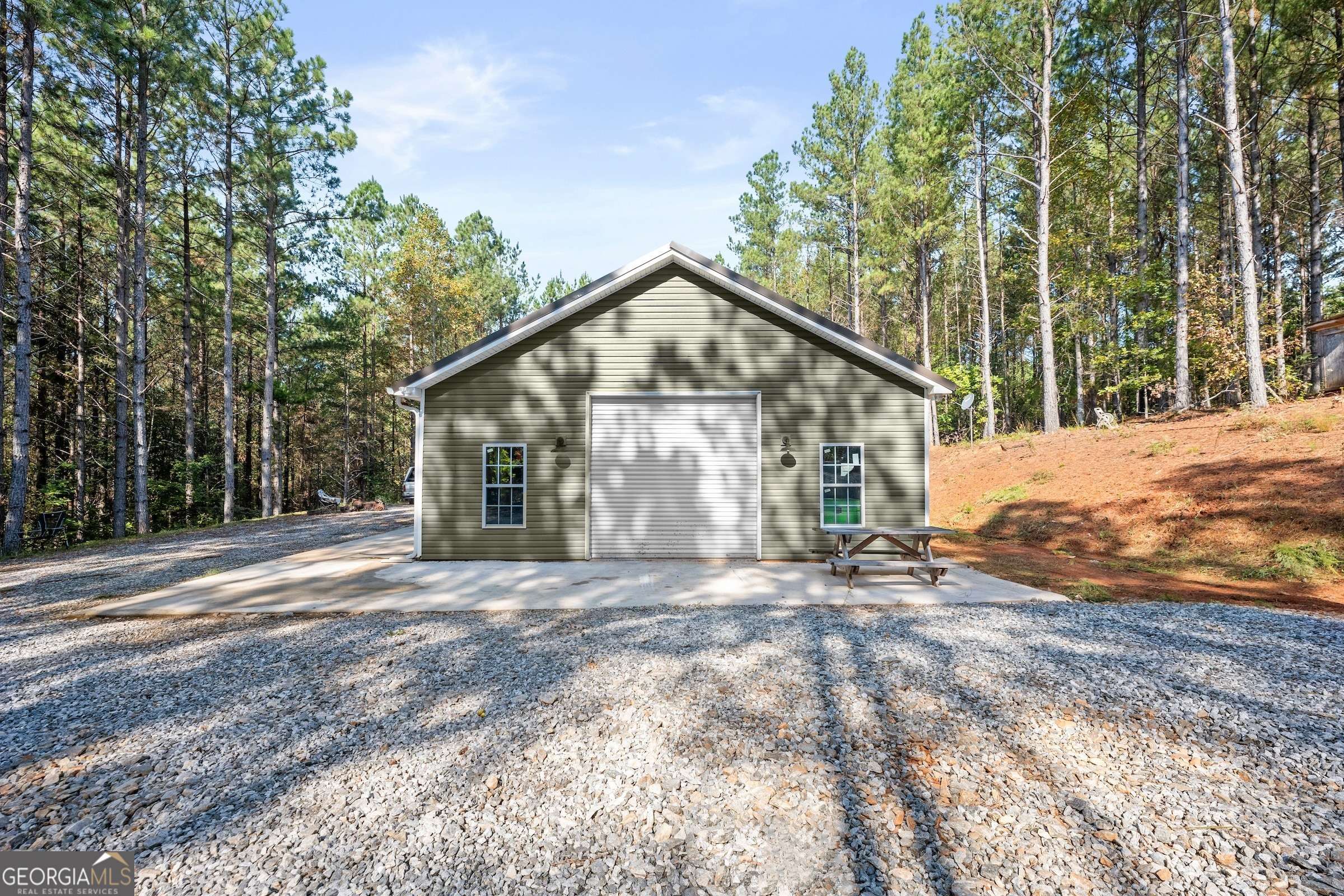 Dahlonega, GA 30533,228 Larmon Forks