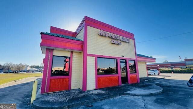 Waycross, GA 31501,2306 Memorial DR