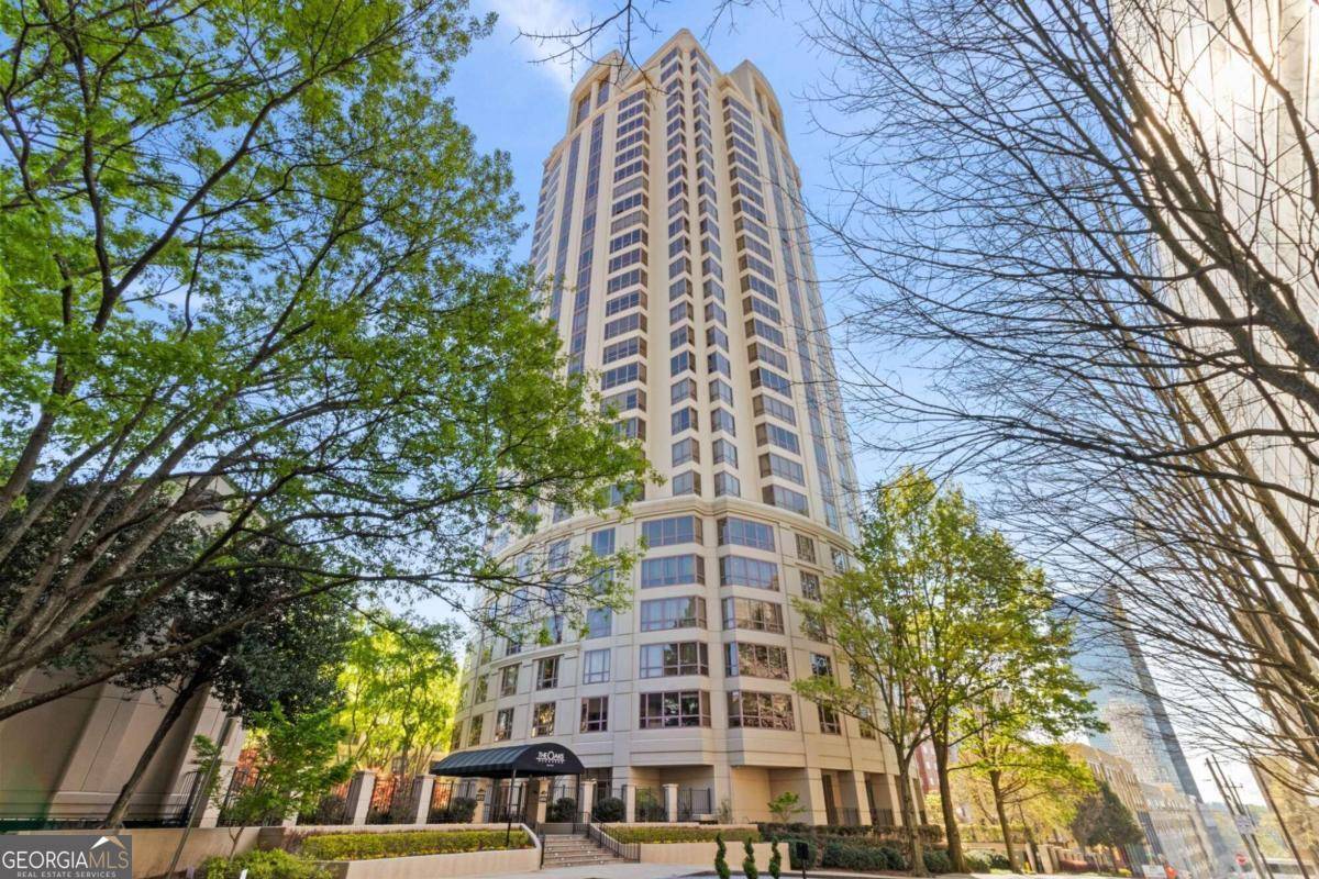 Atlanta, GA 30326,3475 Oak Valley