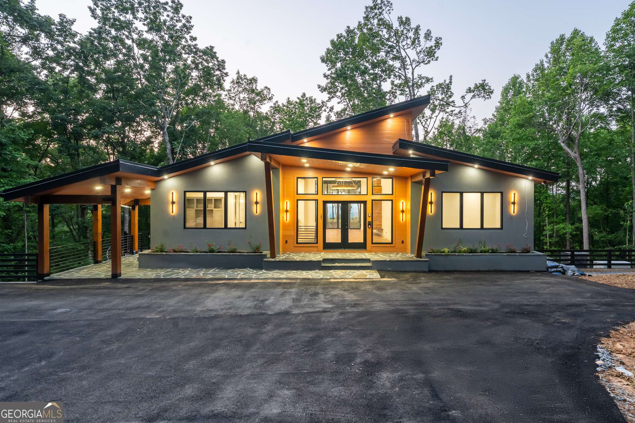 Ellijay, GA 30536,785 Bears Paw DR