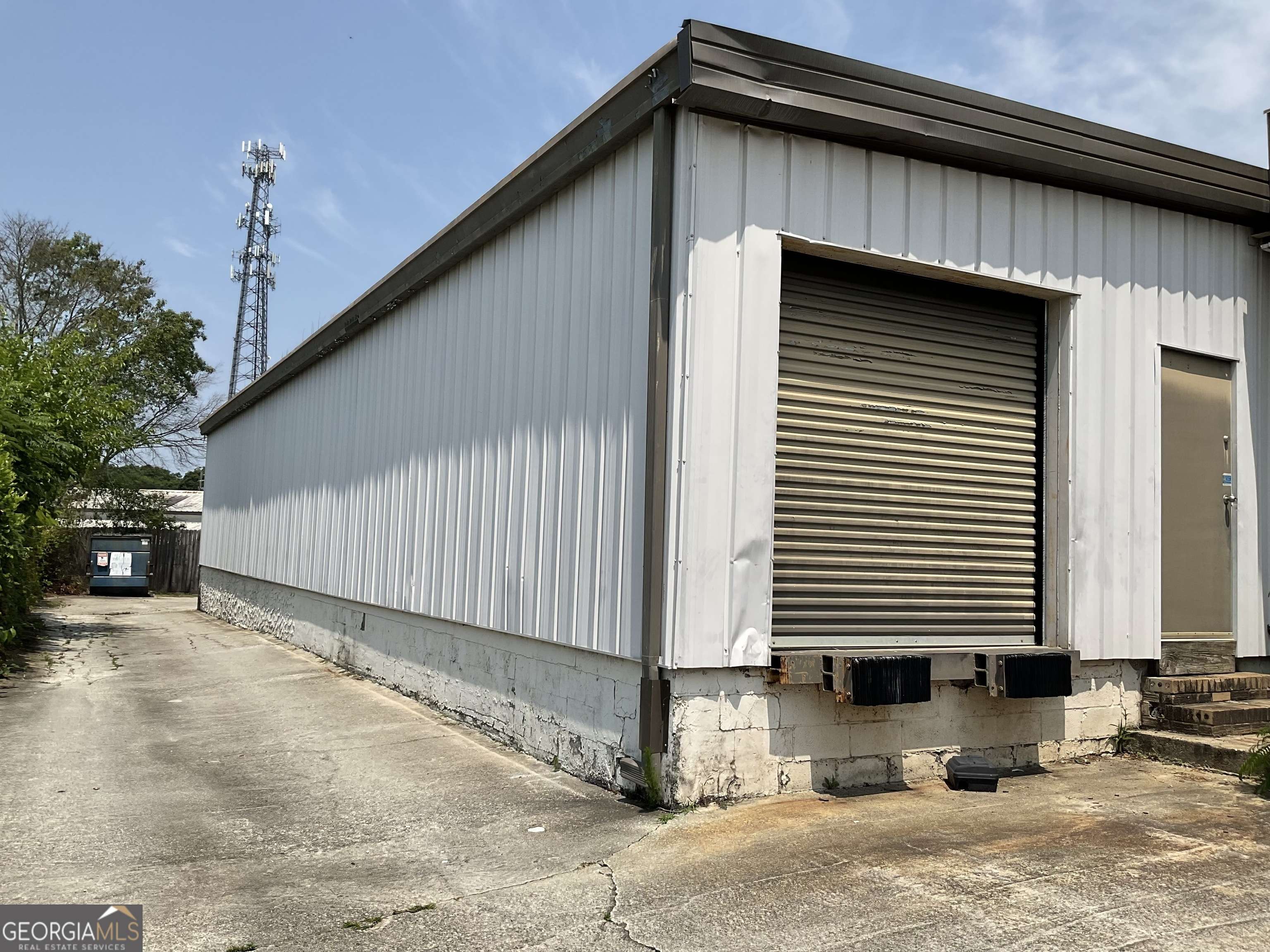 Conyers, GA 30012,1040 Irwin bridge RD