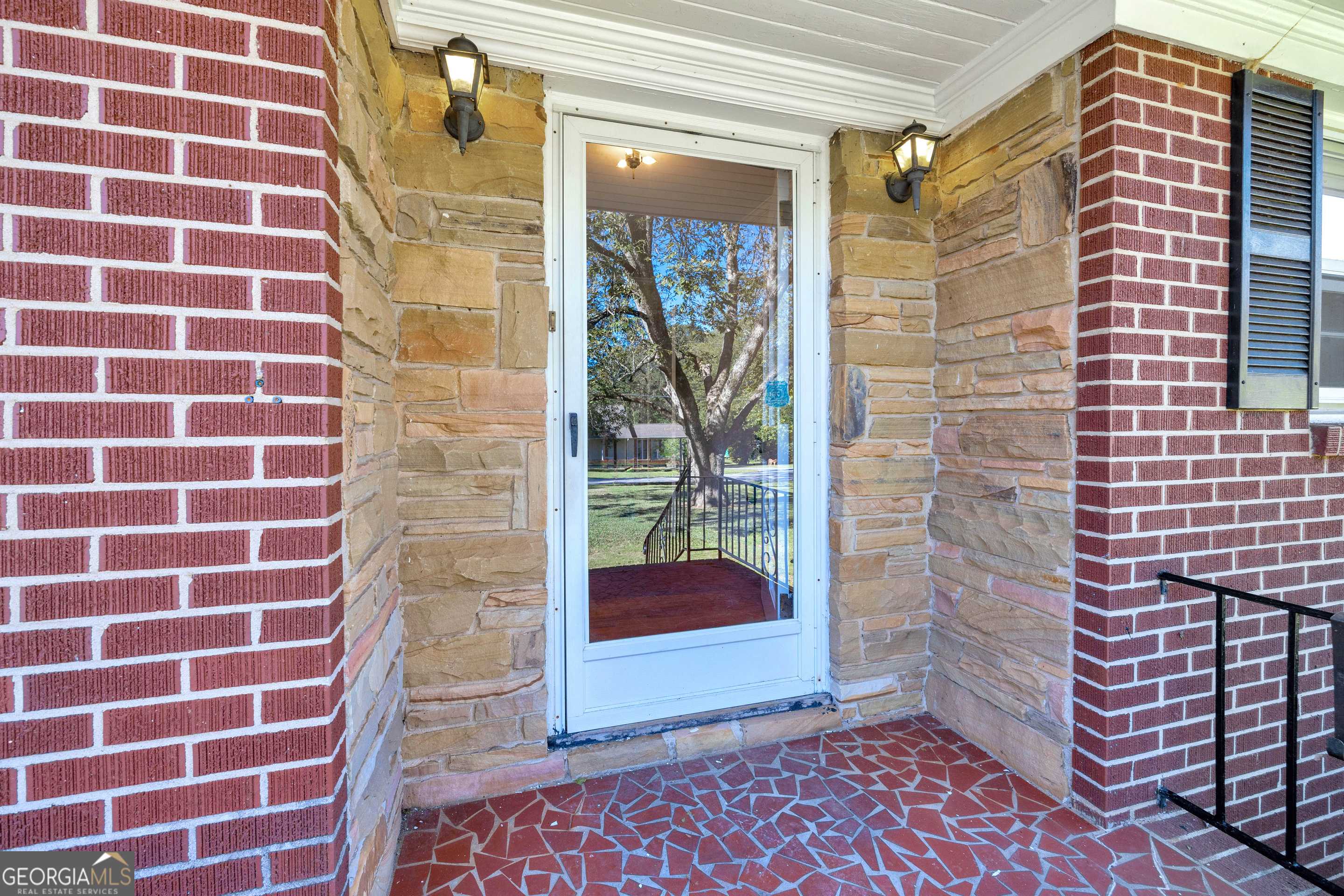 Hartwell, GA 30643,268 Smith ST