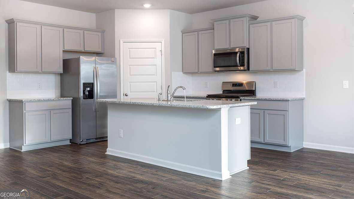 Statham, GA 30666,621 Daurian DR