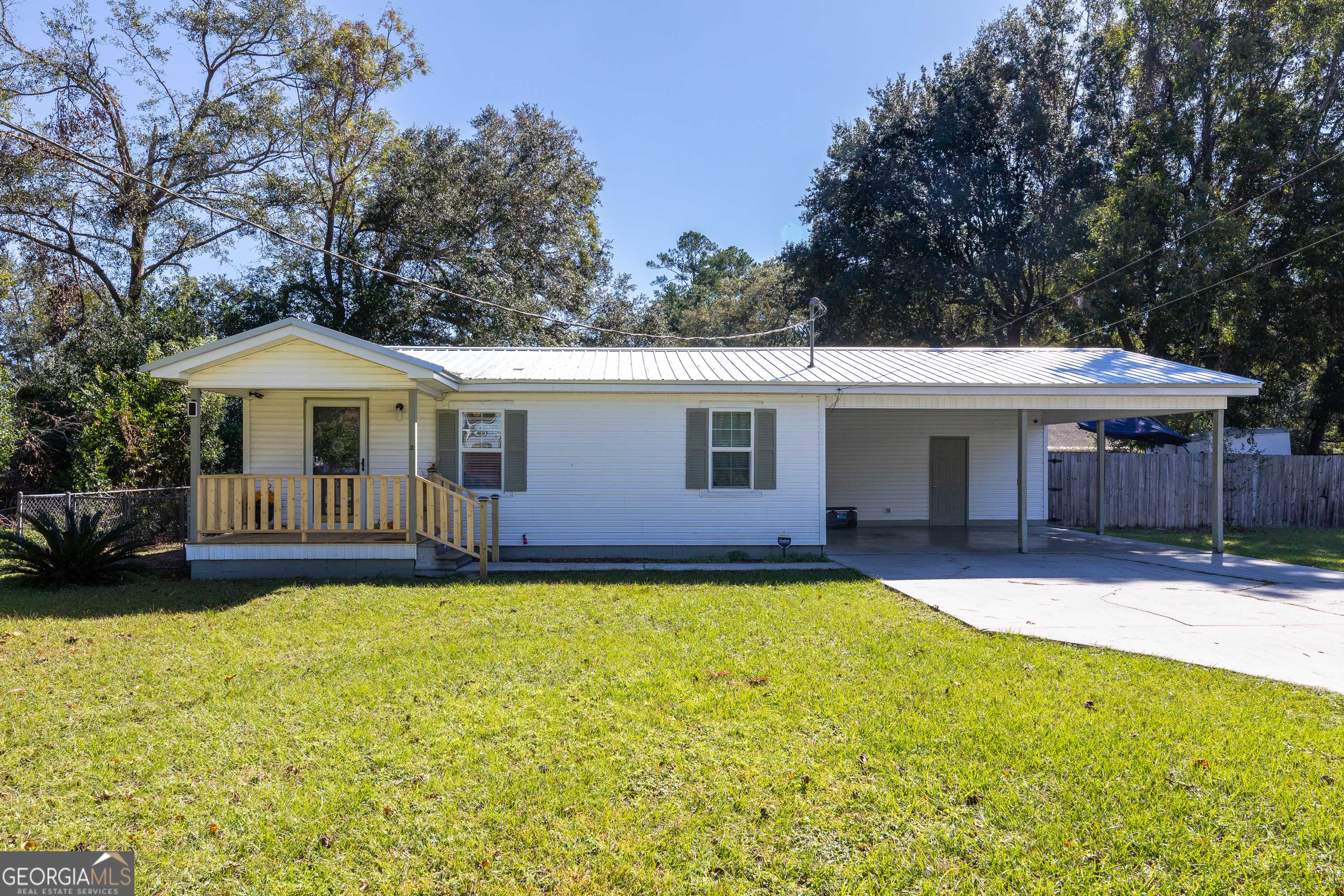 Waycross, GA 31501,708 Oakwood