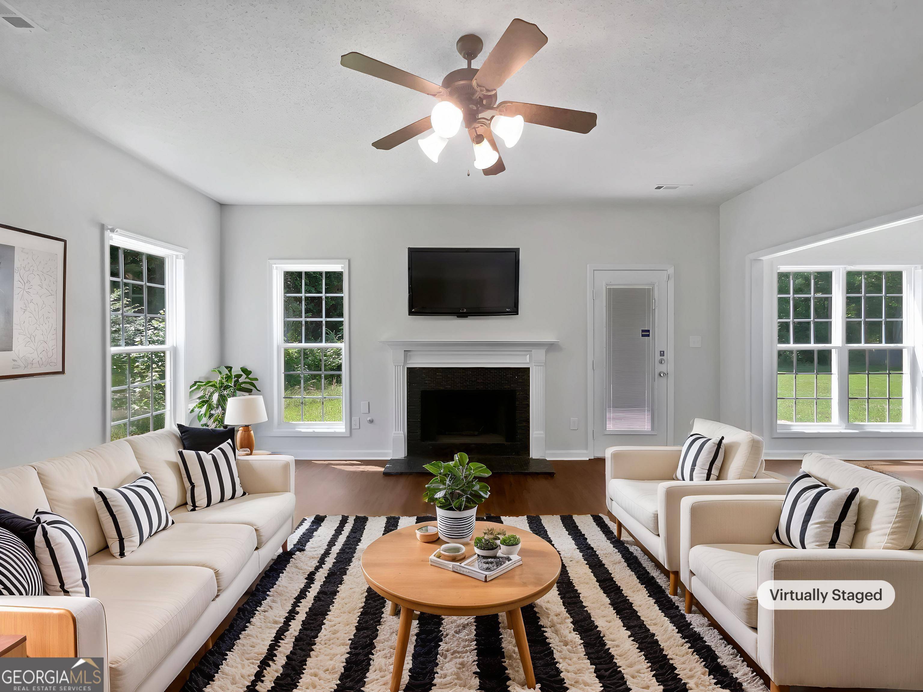 Senoia, GA 30276,63 Couch RD