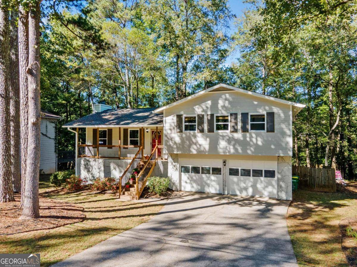 Peachtree Corners, GA 30360,6949 Lakeview