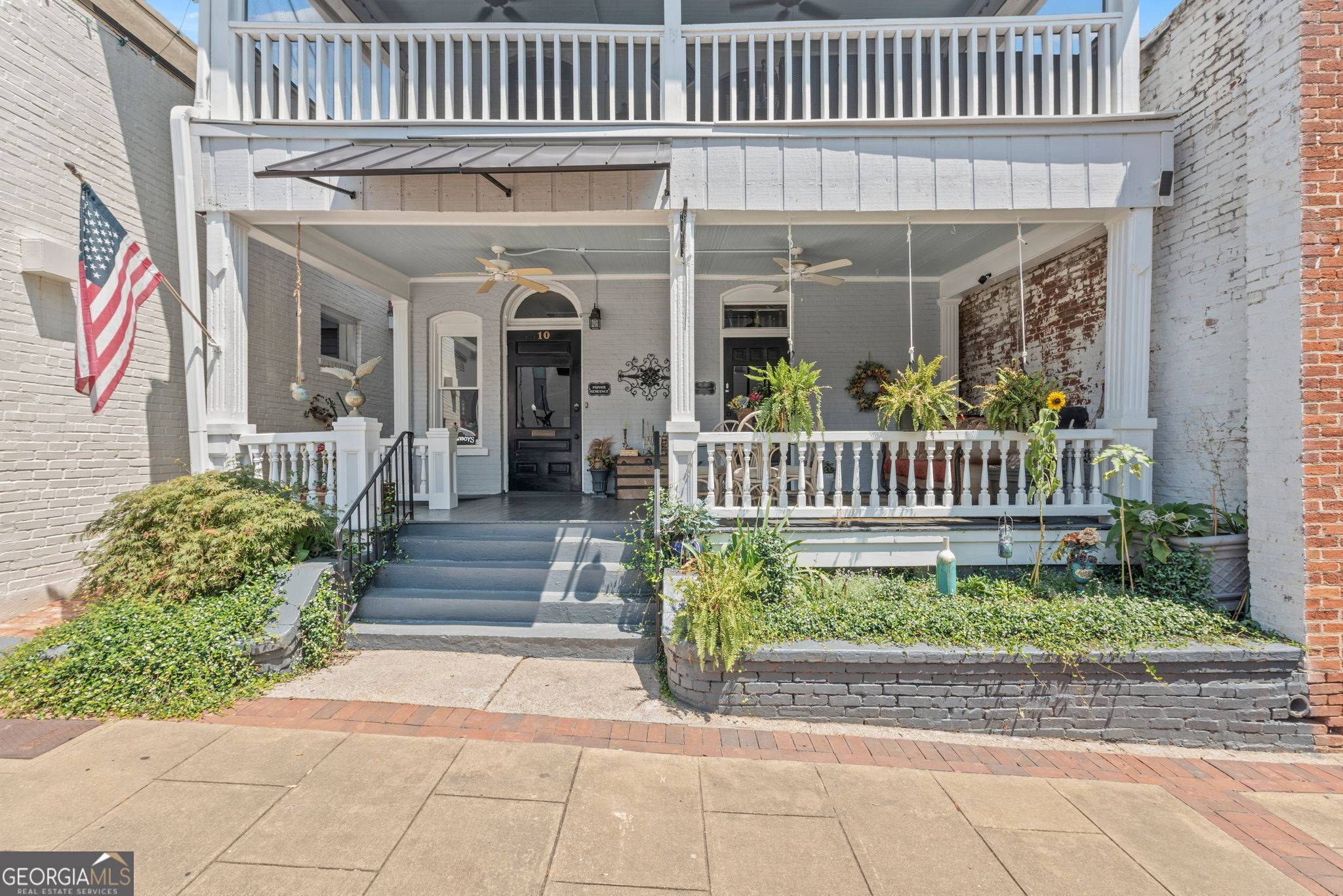 Newnan, GA 30263,10 East Washington ST