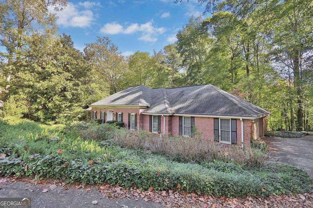 Roswell, GA 30075,205 Rolling Ridge