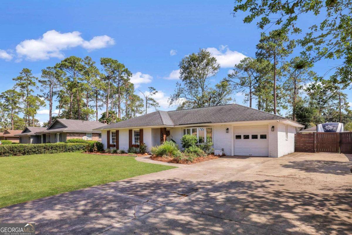 Savannah, GA 31419,106 Pine Grove DR