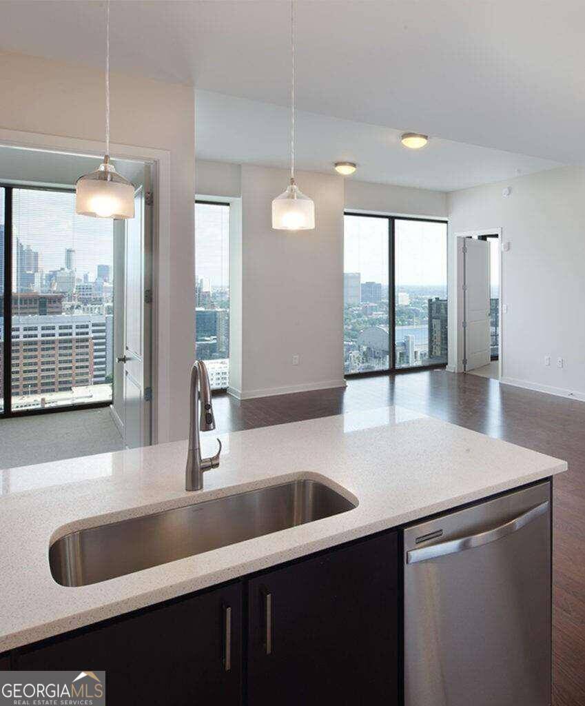 Atlanta, GA 30309,1163 W Peachtree ST NE #714