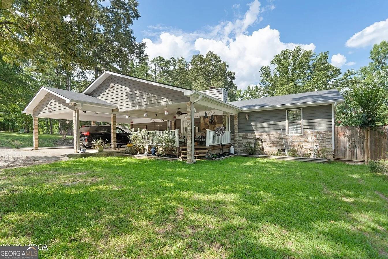 Milledgeville, GA 31061,195 Commodore DR NW