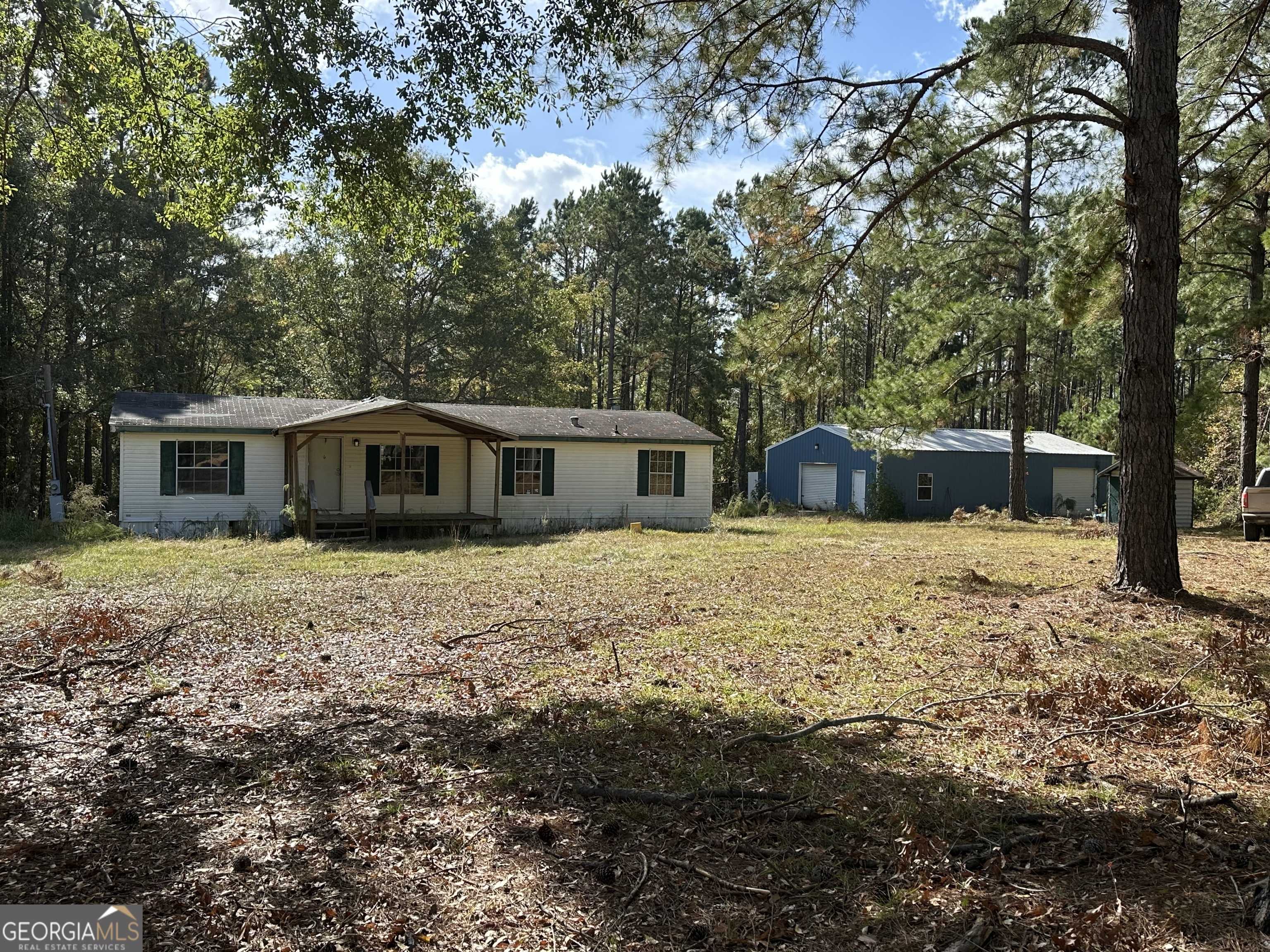 Adrian, GA 31002,126 John Deere RD