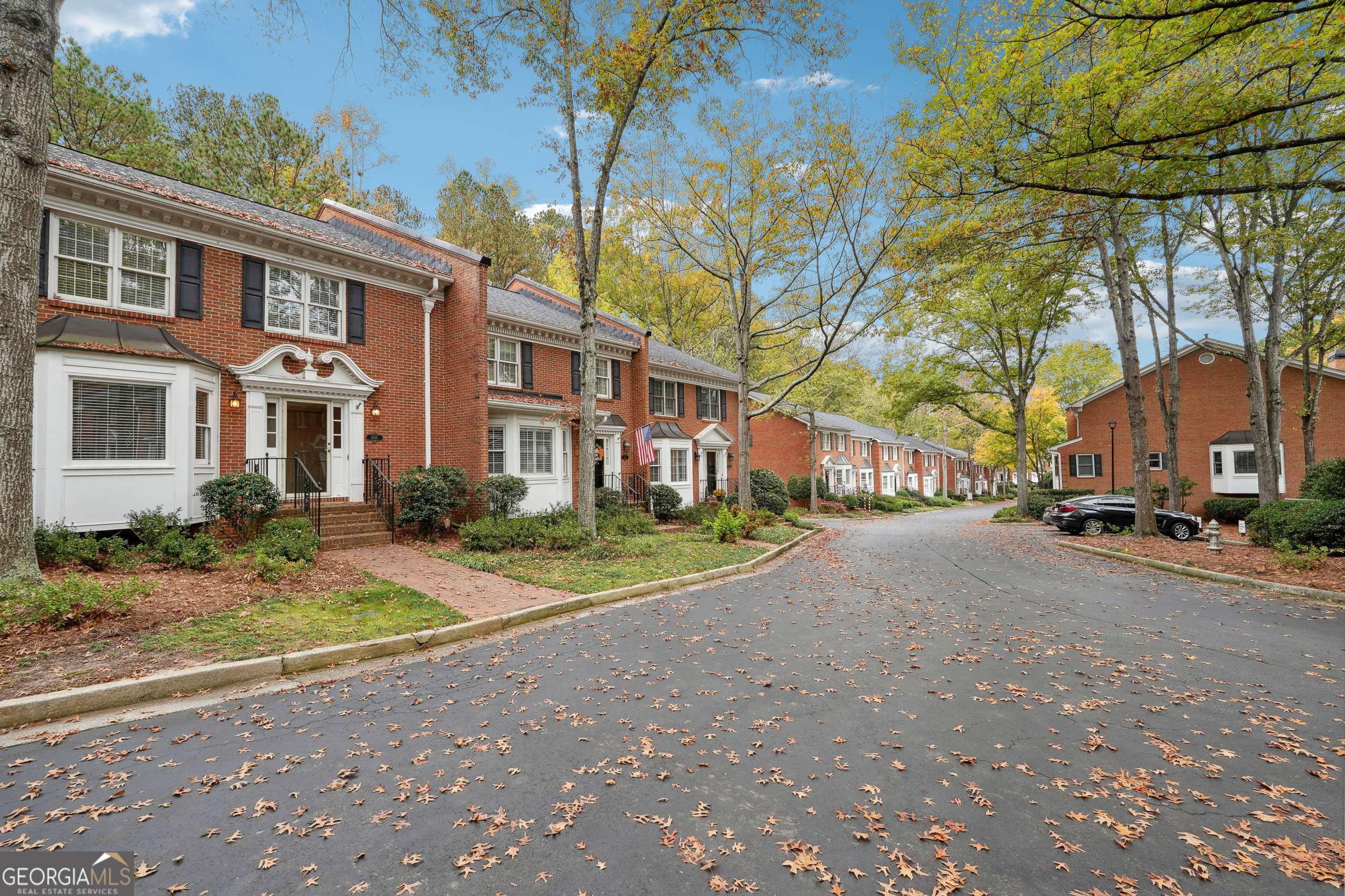 Atlanta, GA 30338,5417 Trentham DR
