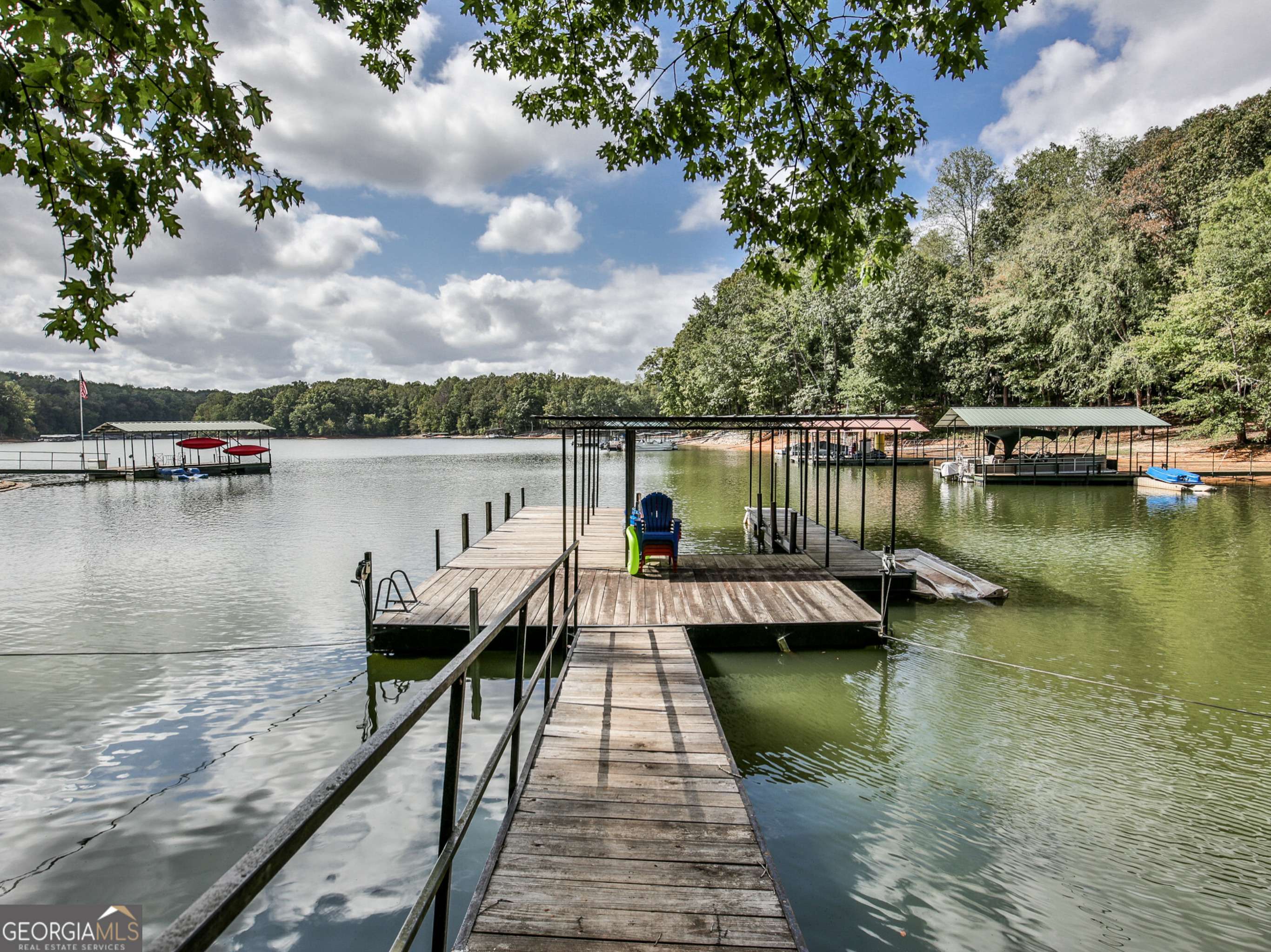 Lavonia, GA 30553,1001 Rue Fluer De Lis