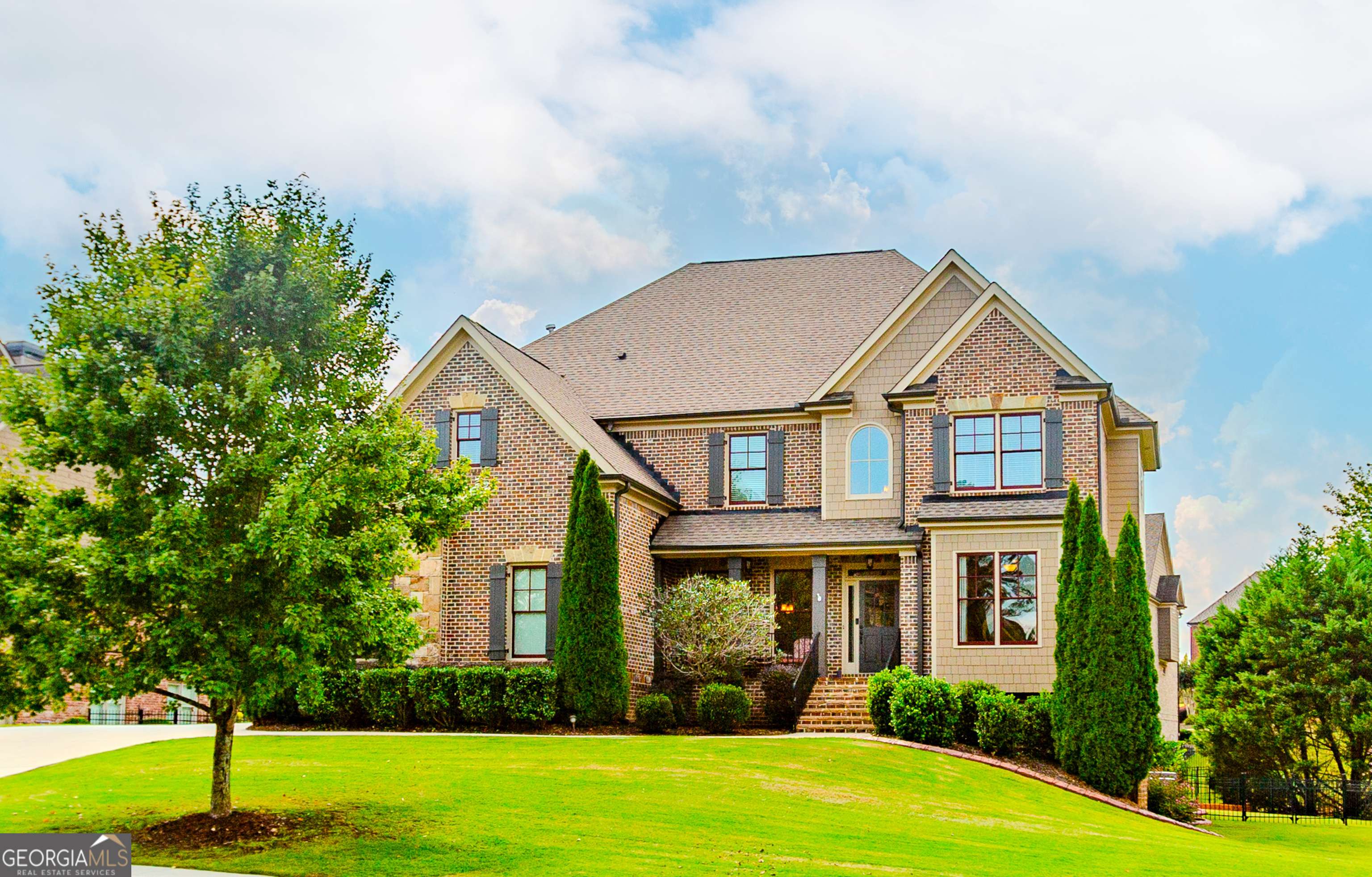 Auburn, GA 30011,929 Woodtrace LN