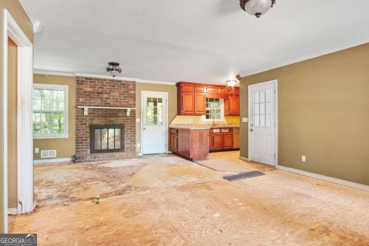 Alpharetta, GA 30009,141 Denna DR