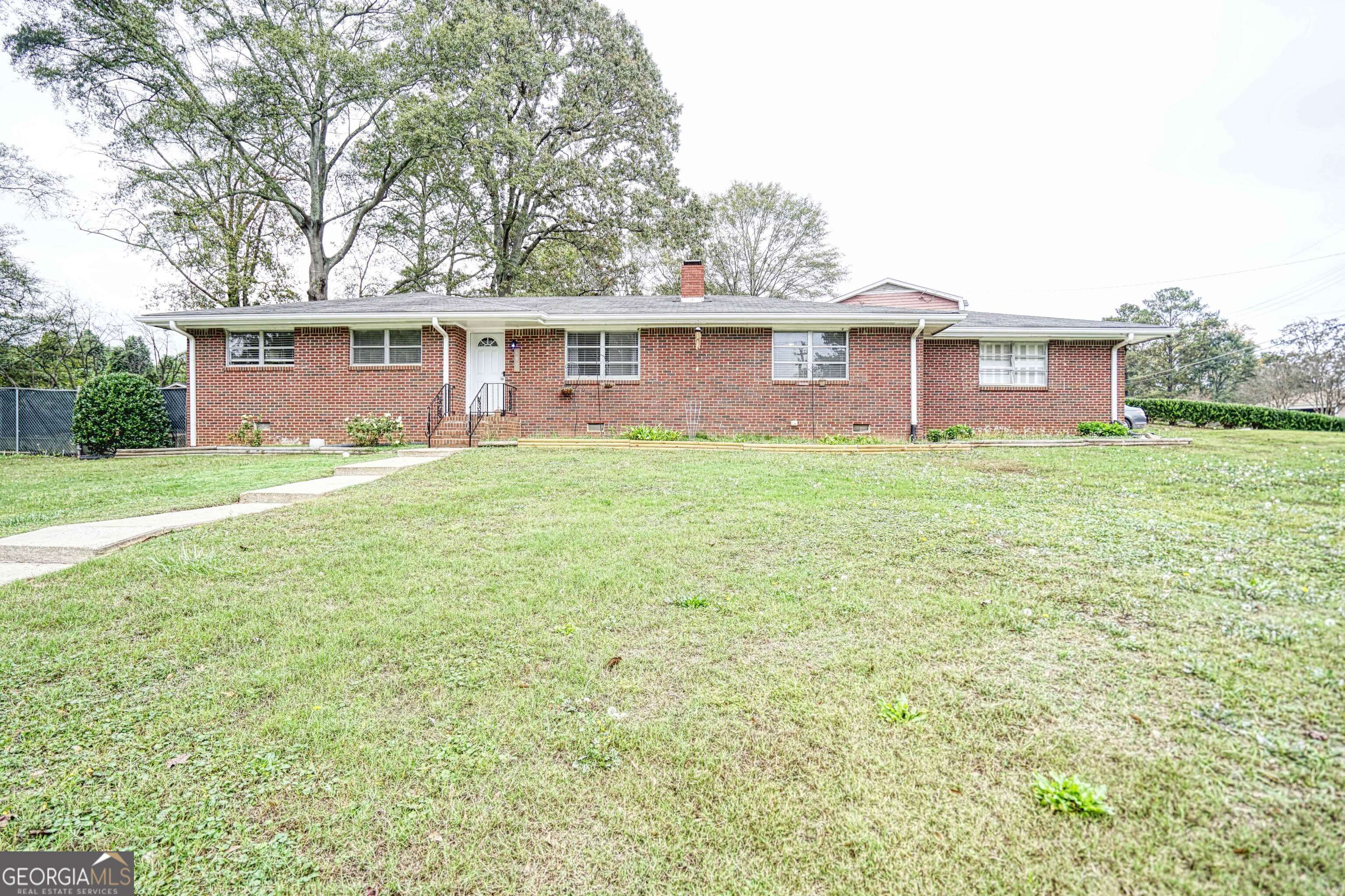 Jonesboro, GA 30236,680 Sherwood