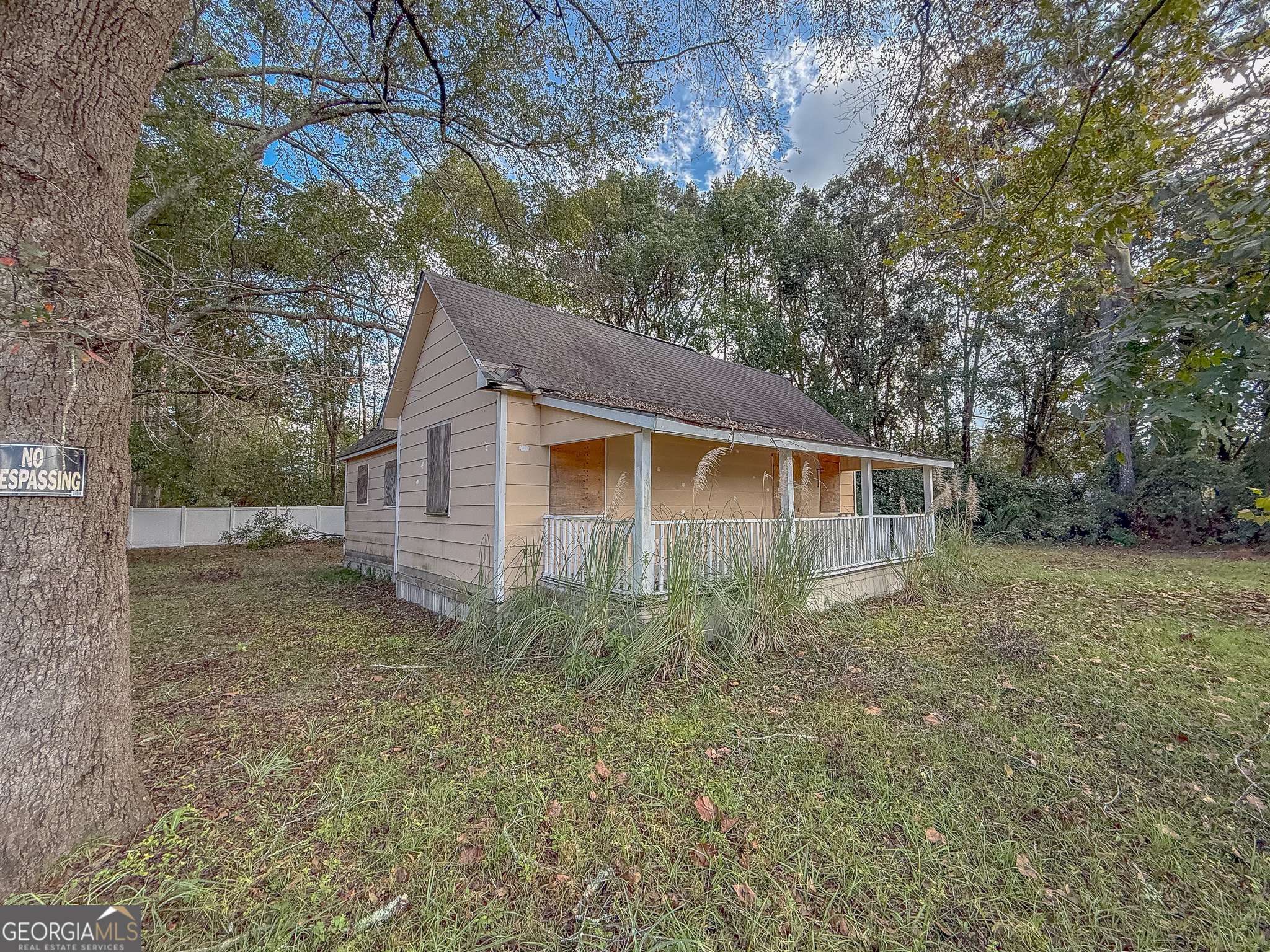 Waycross, GA 31501,612 St Marys DR