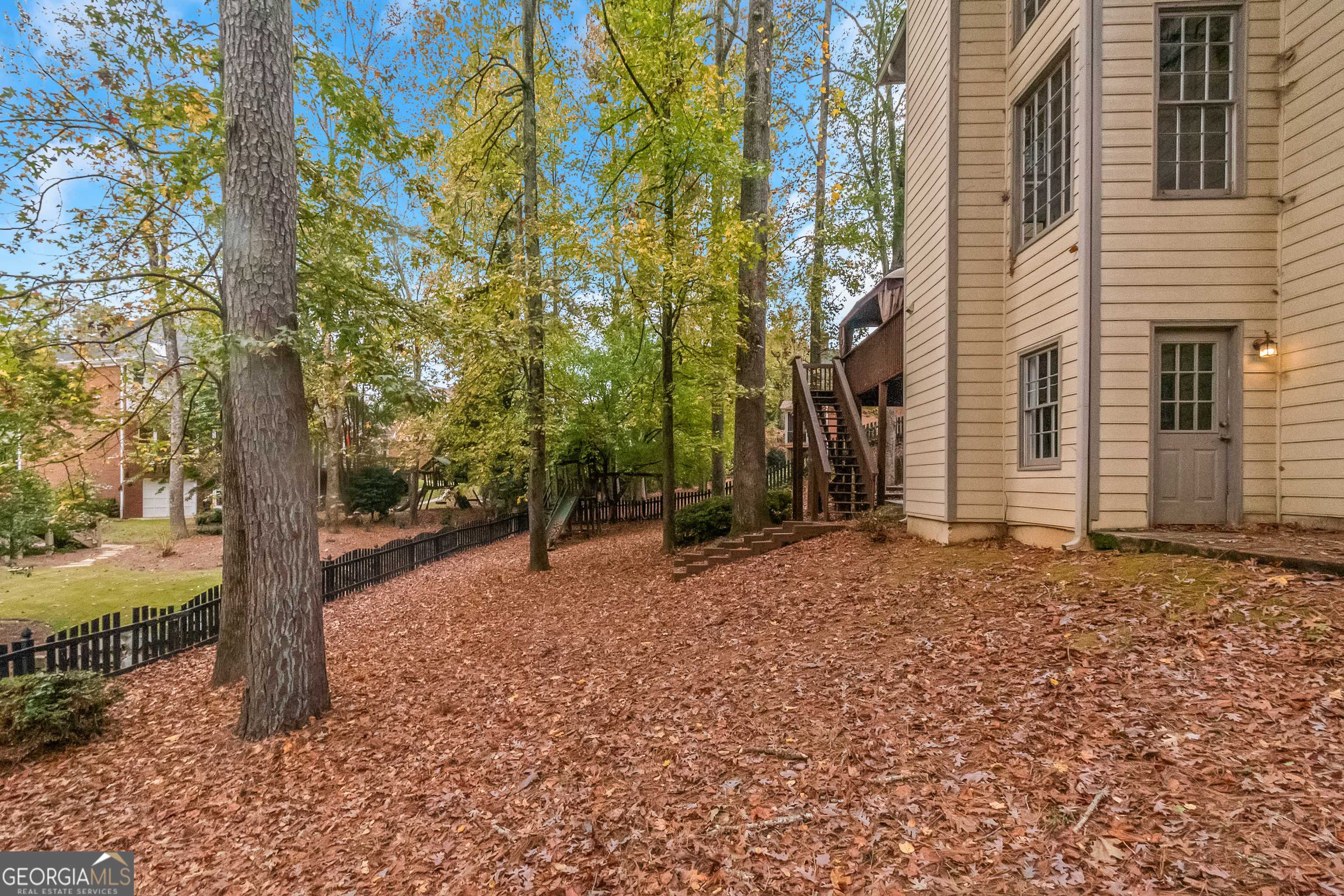 Peachtree Corners, GA 30092,5026 Staverly