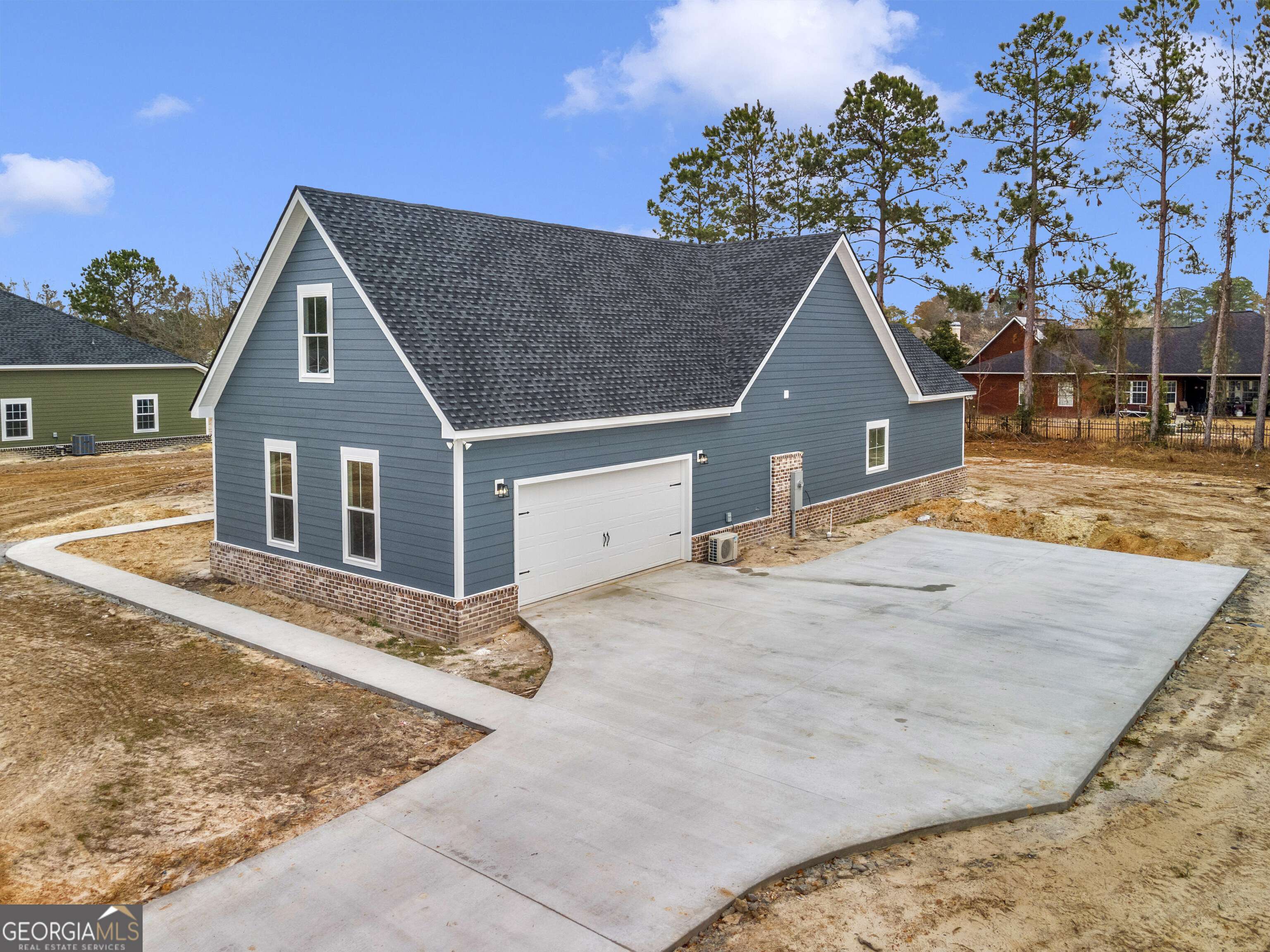 Waycross, GA 31503,631 Saddle CIR