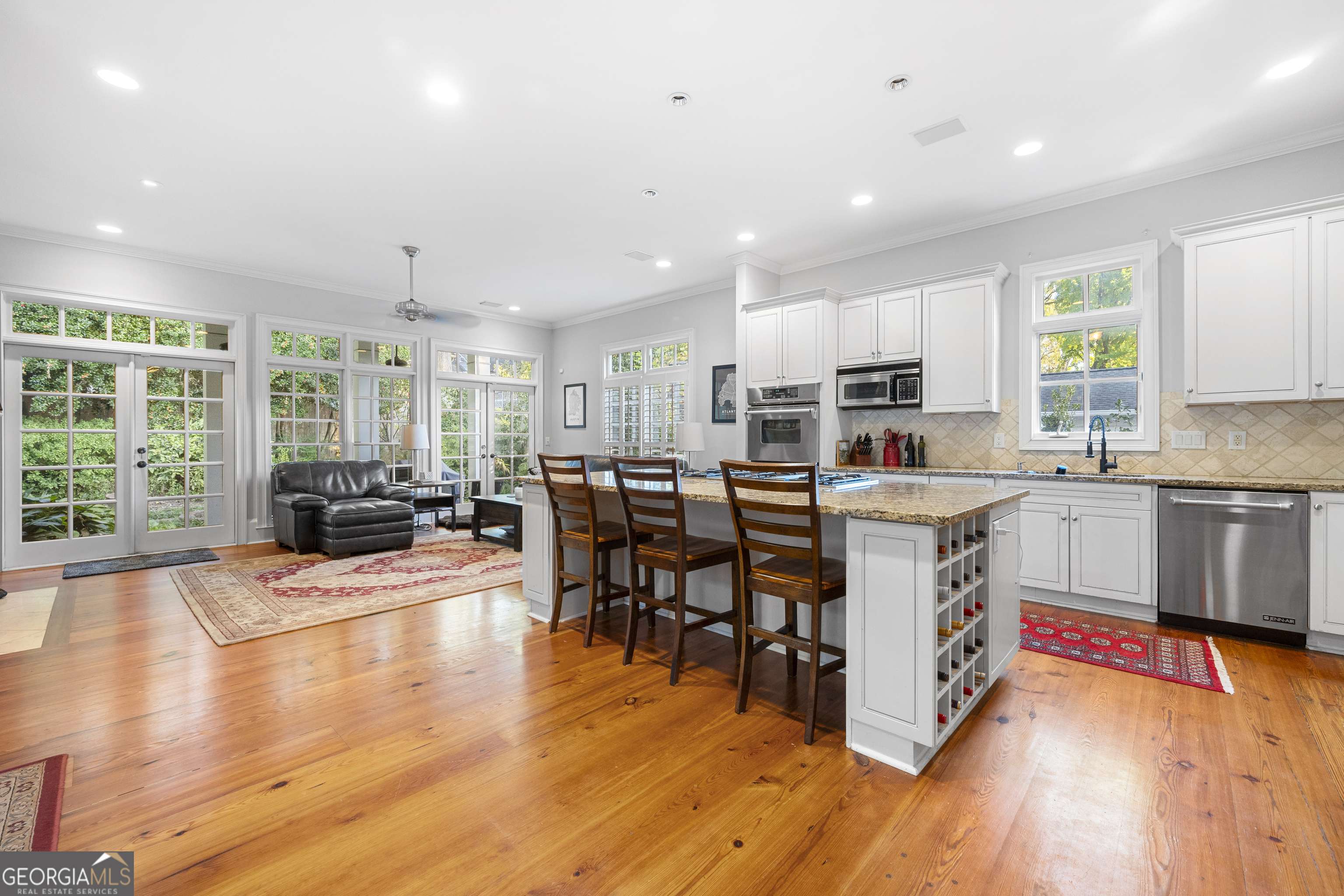 Atlanta, GA 30309,61 Alden AVE NW