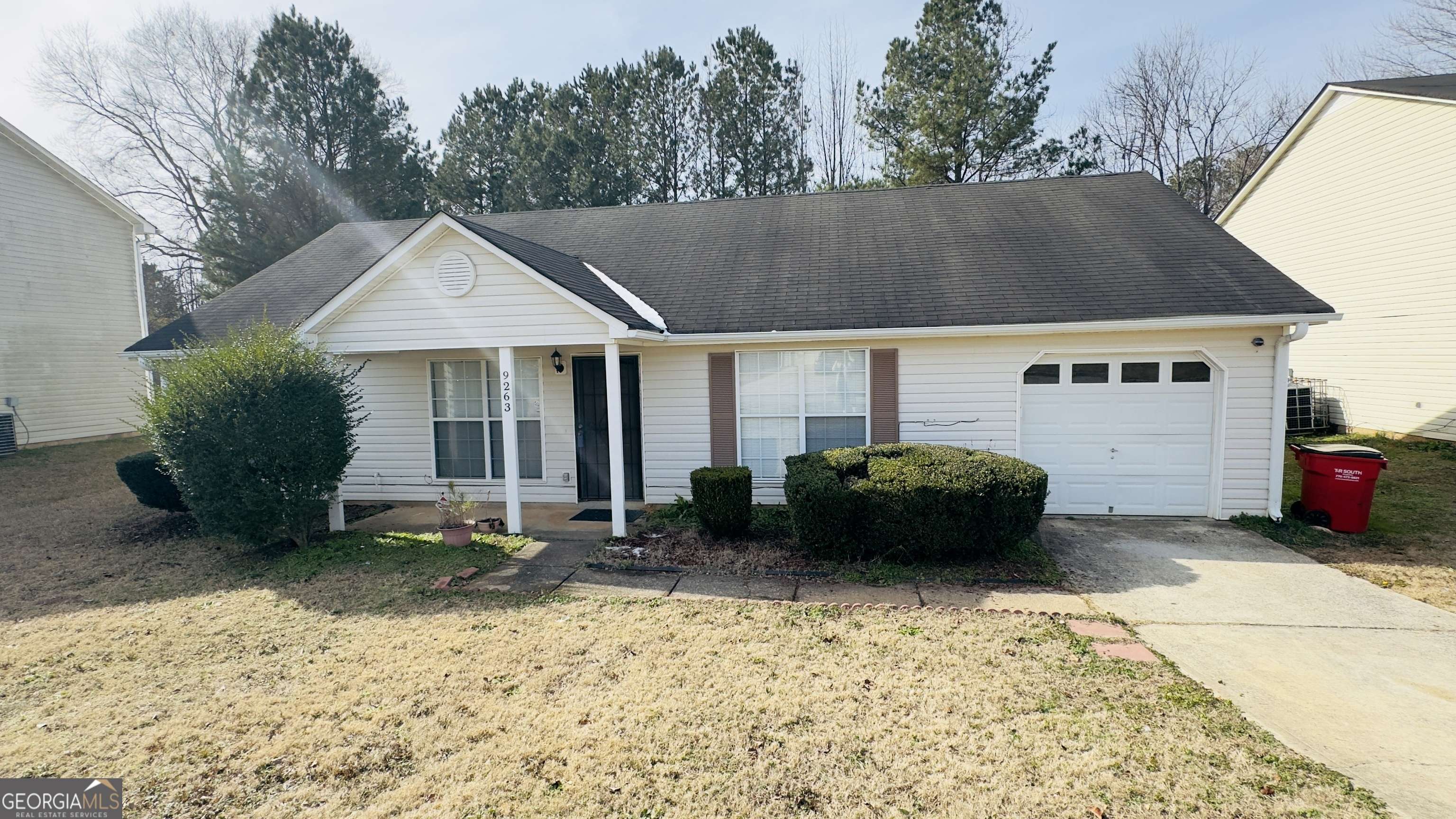 Riverdale, GA 30274,9263 Club View