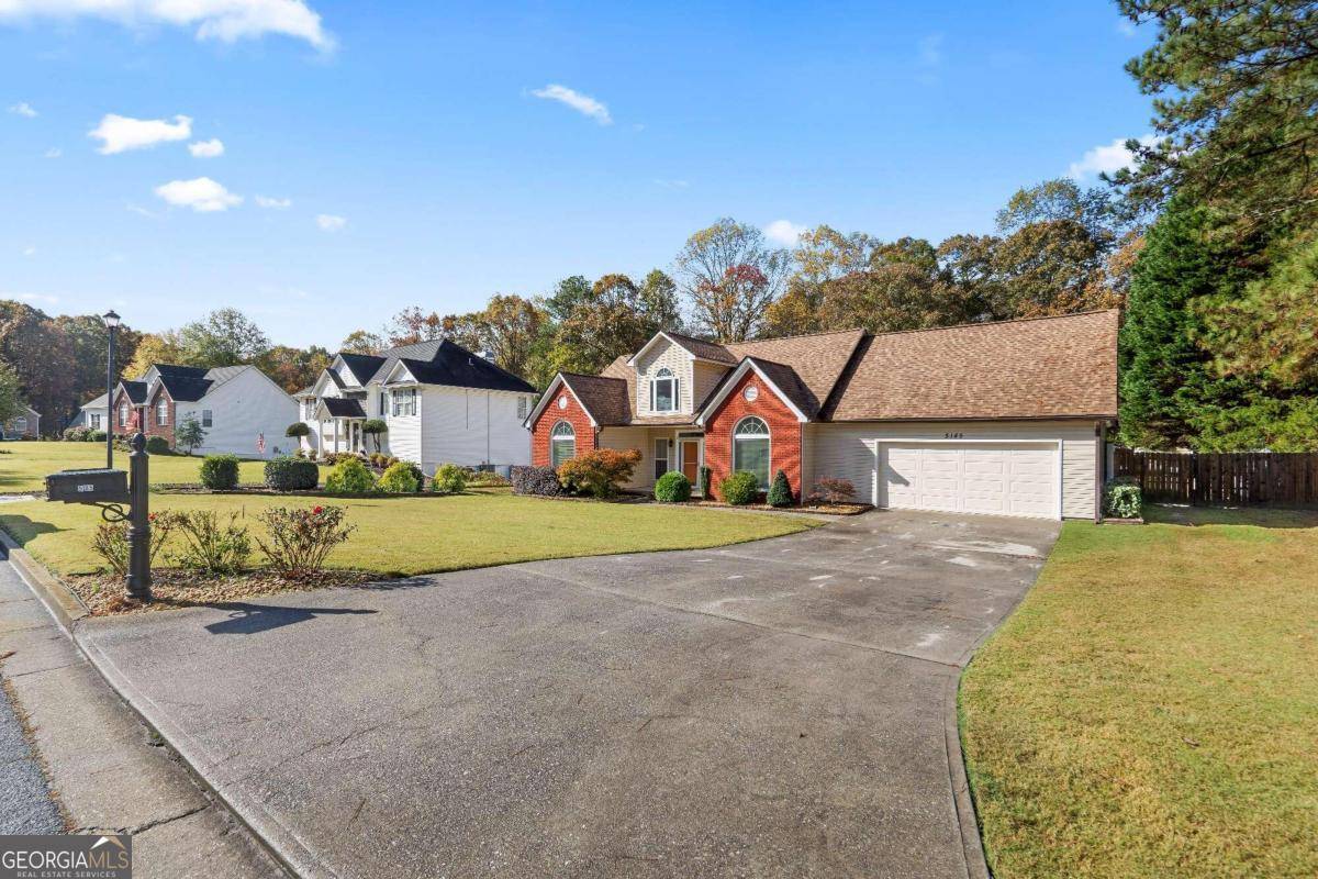 Loganville, GA 30052,5185 Victoria Park DR