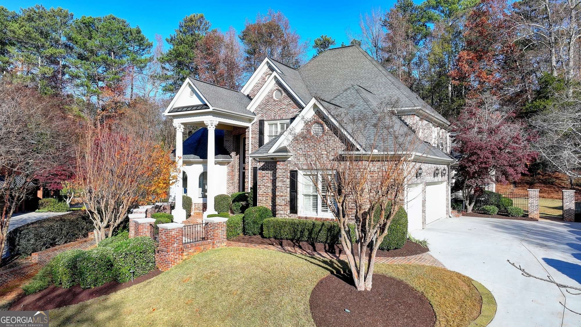 Alpharetta, GA 30005,2015 LAKE SHORE