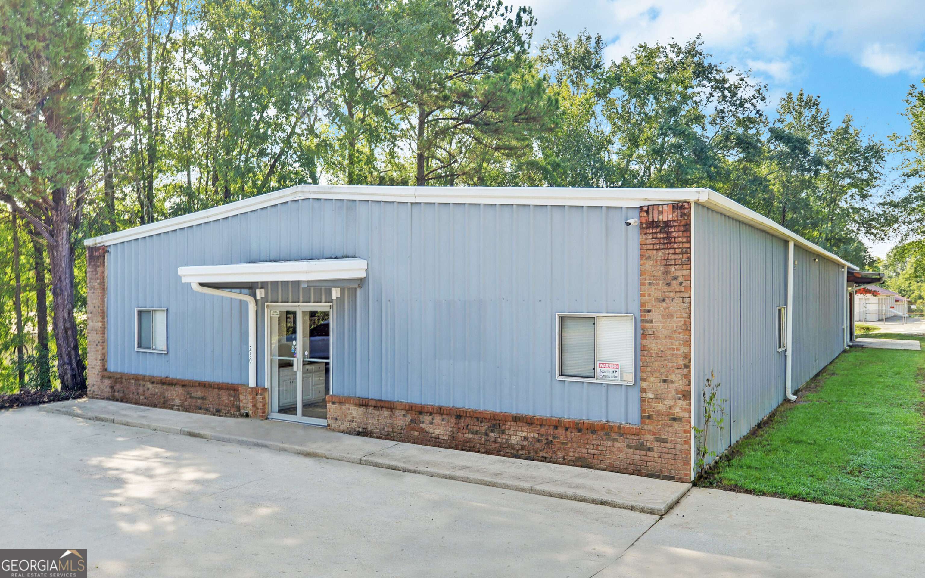 Toccoa, GA 30577,250 E Currahee ST