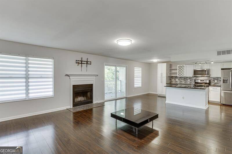 Alpharetta, GA 30004,4086 Whitehall WAY #4086