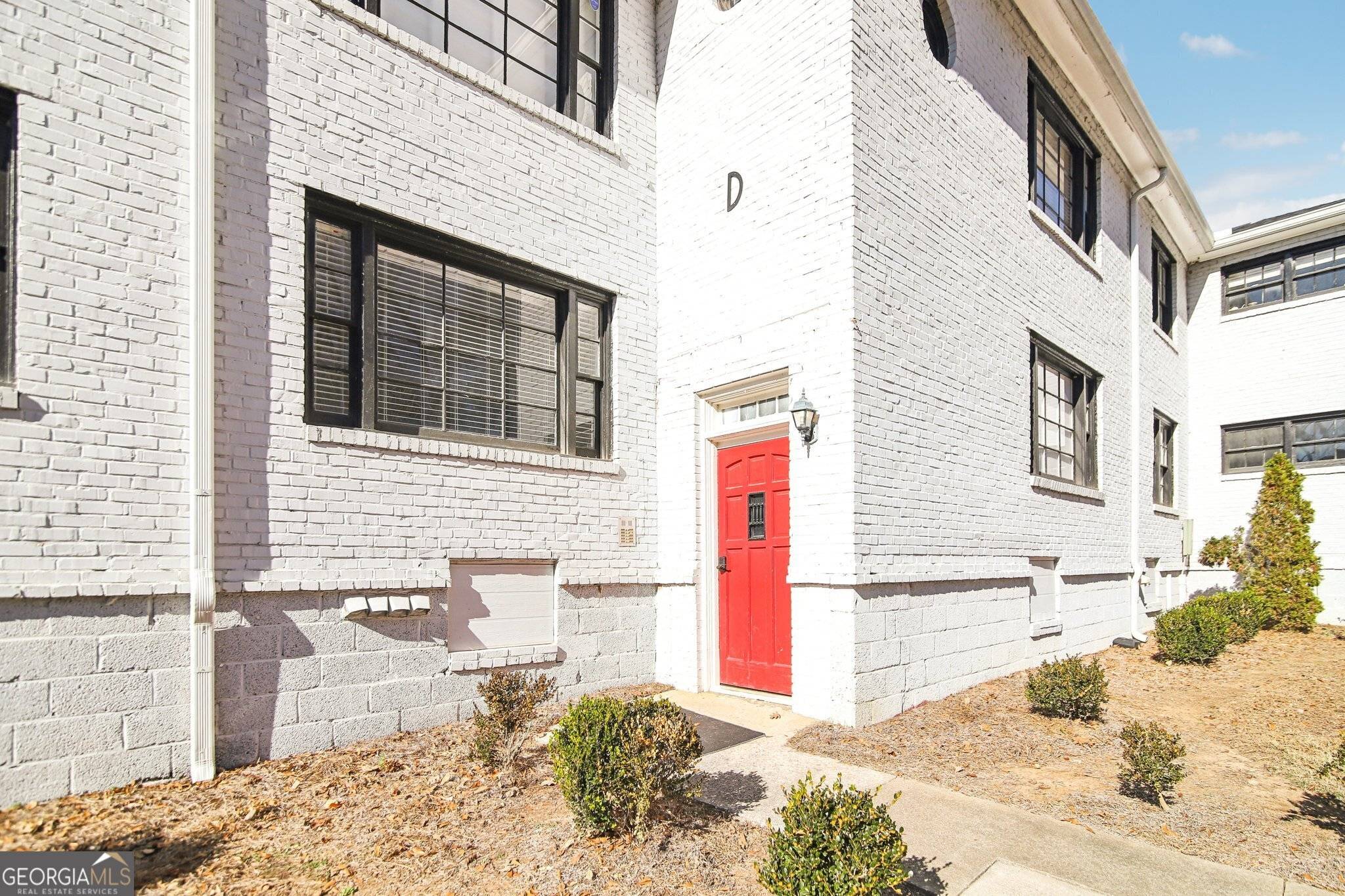 Atlanta, GA 30309,99 Peachtree Memorial DR NW #D3