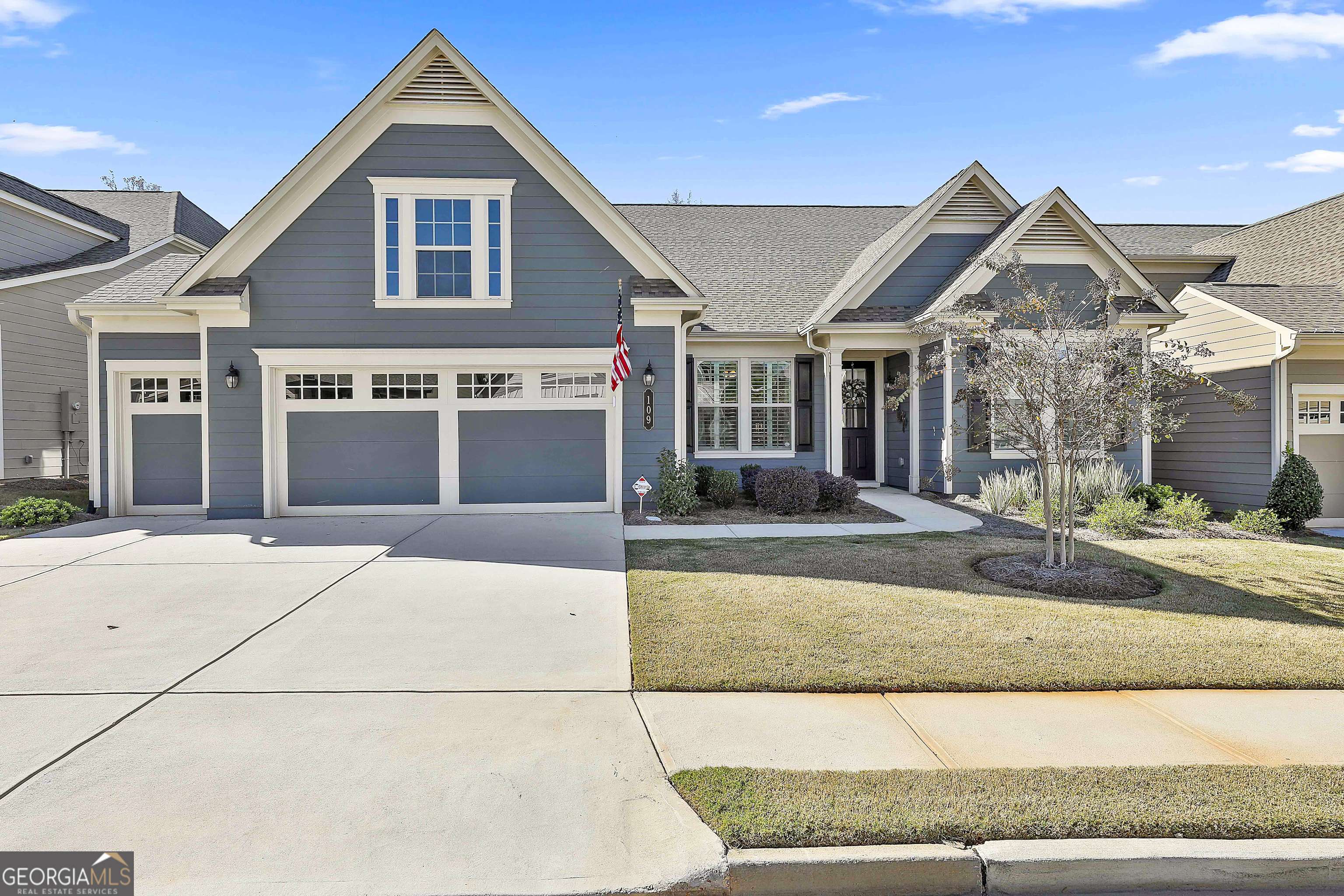 Peachtree City, GA 30269,109 RED MAPLE