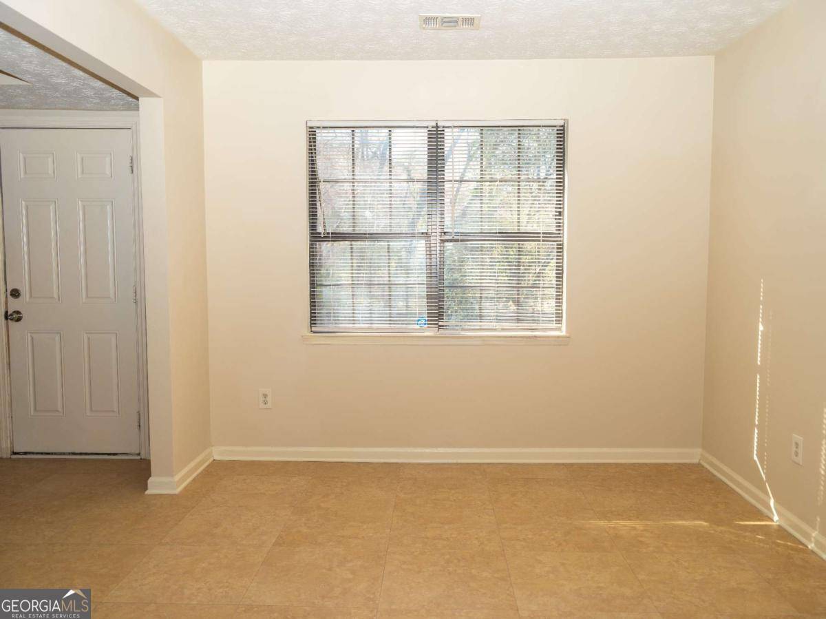 Jonesboro, GA 30238,608 Woodknoll CT