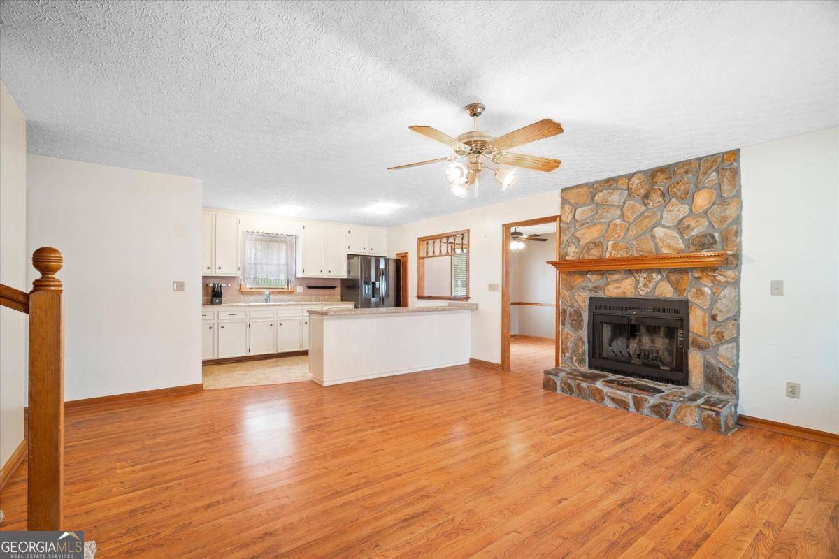 Powder Springs, GA 30127,5009 Evelyn WAY