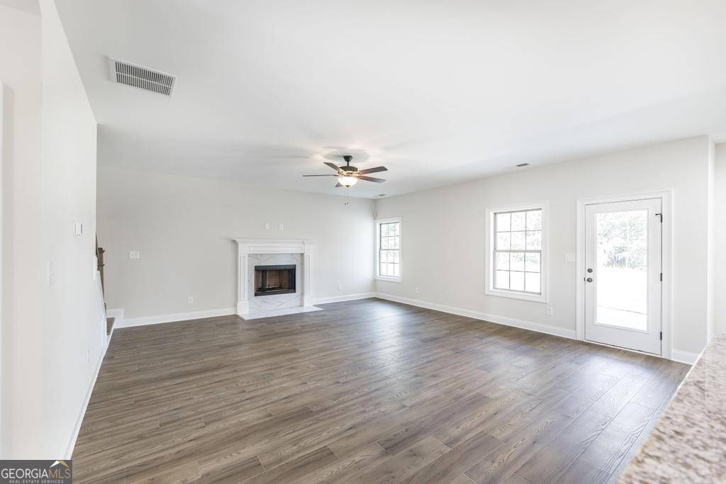 Warner Robins, GA 31088,500 Bella Notte CIR #16A