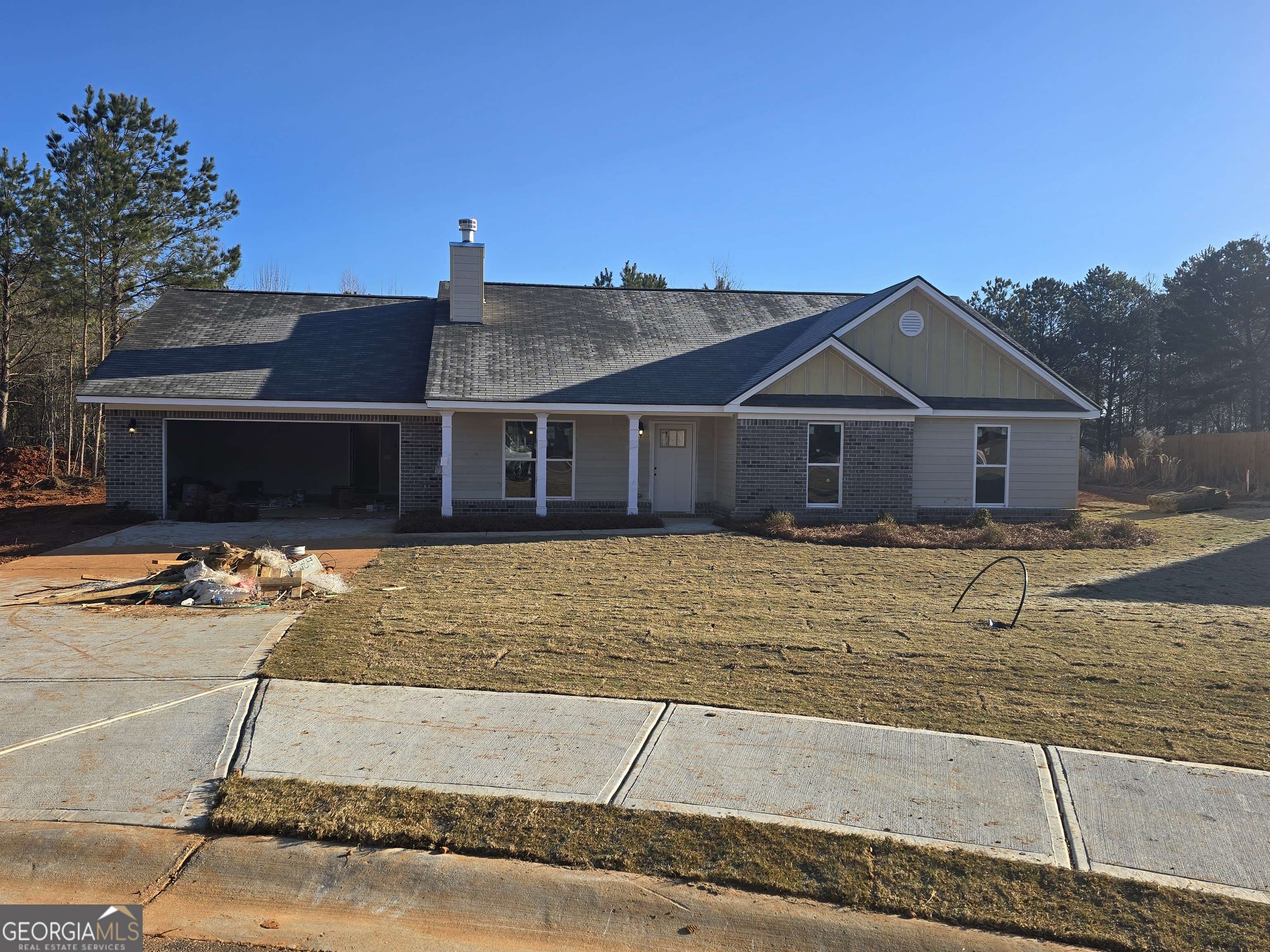 Statham, GA 30666,221 Hummingbird LN