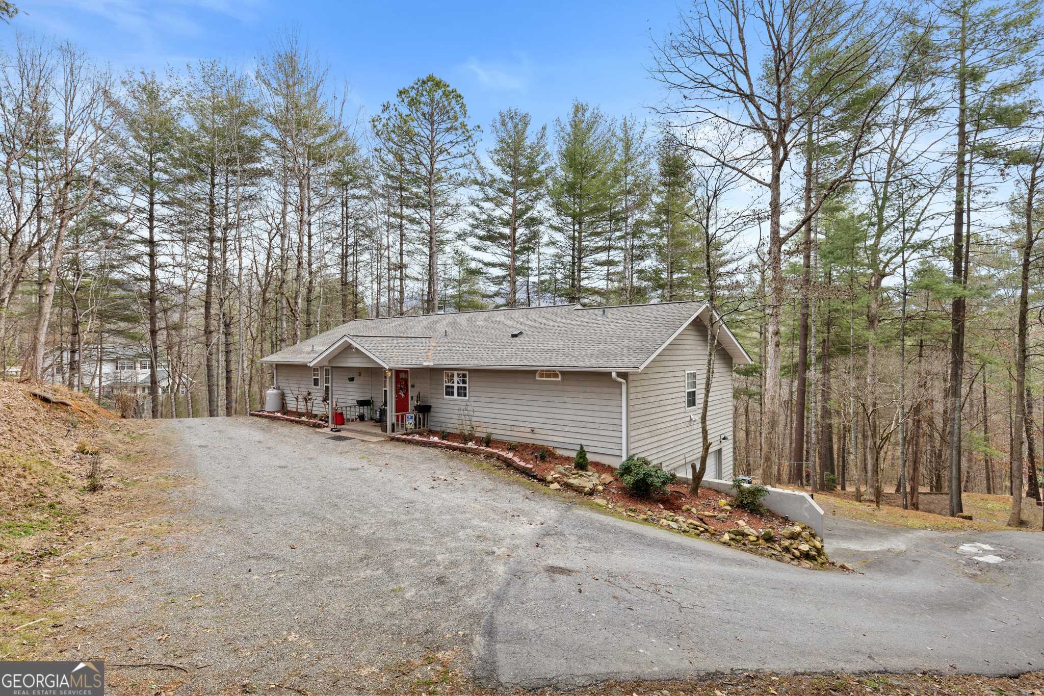 Young Harris, GA 30582,5302 Summer Wood LN